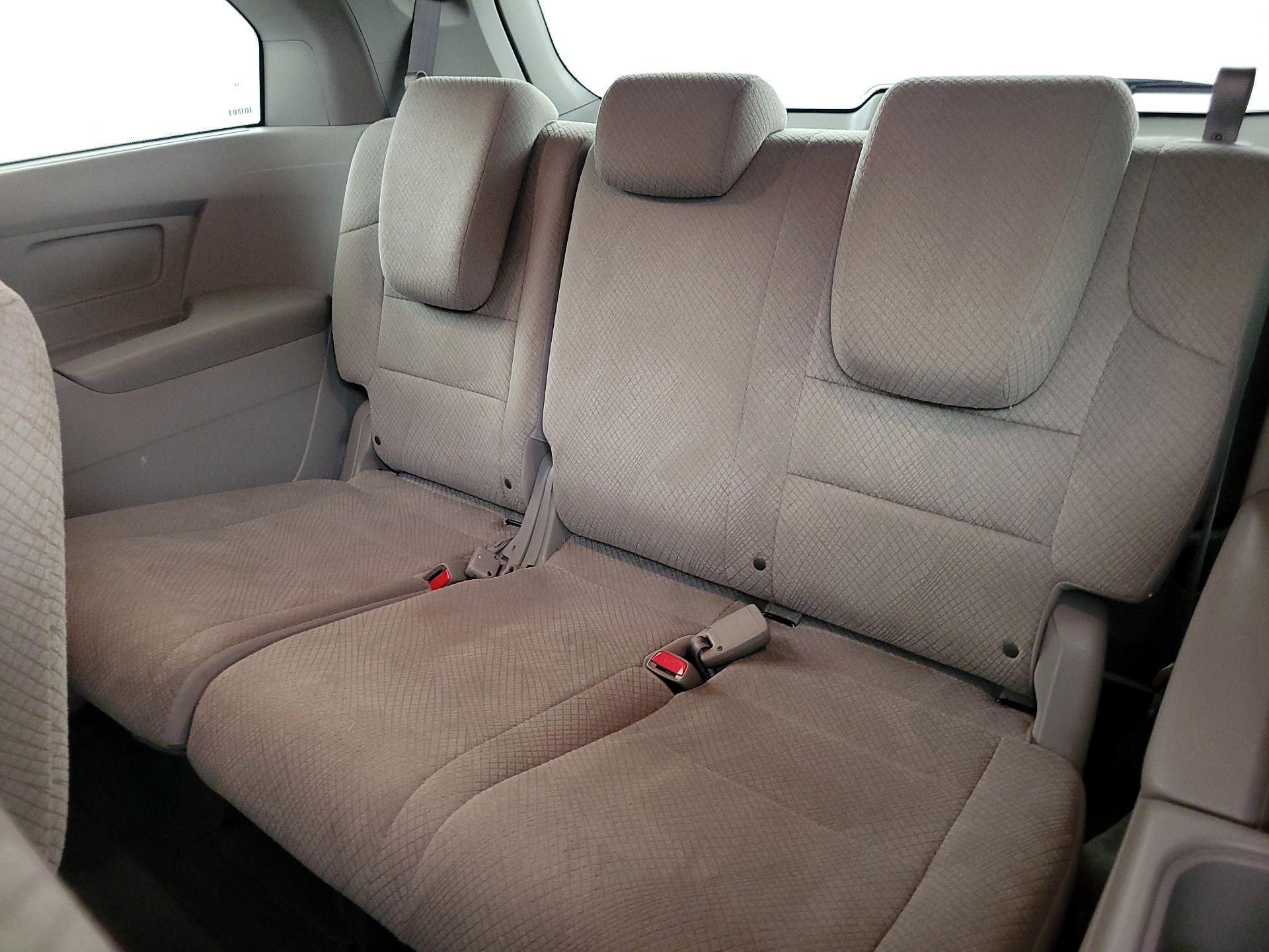 Thumbnail: 2016 Honda Odyssey - 20
