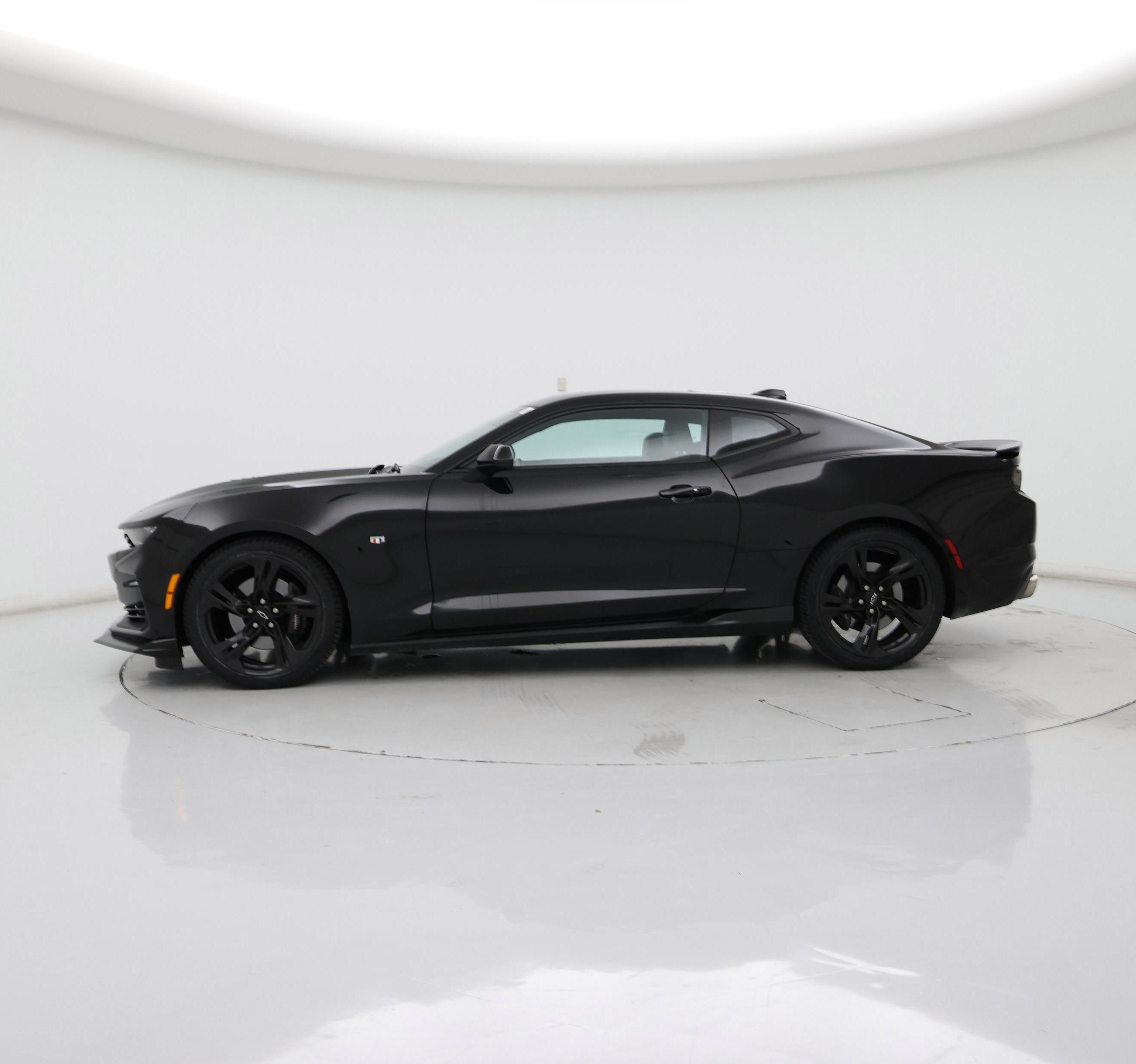 Thumbnail: 2022 Chevrolet Camaro - 3