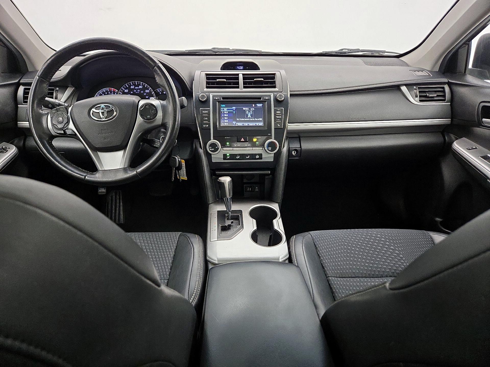 Thumbnail: 2014 Toyota Camry - 9