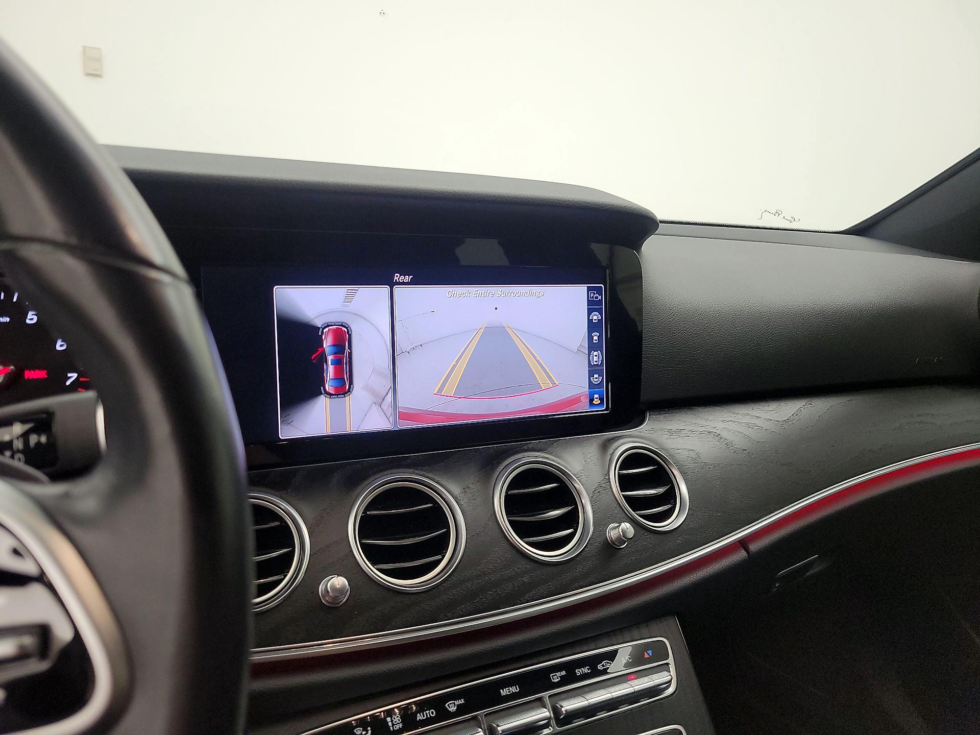 Thumbnail: 2019 Mercedes-Benz E-Class - 13