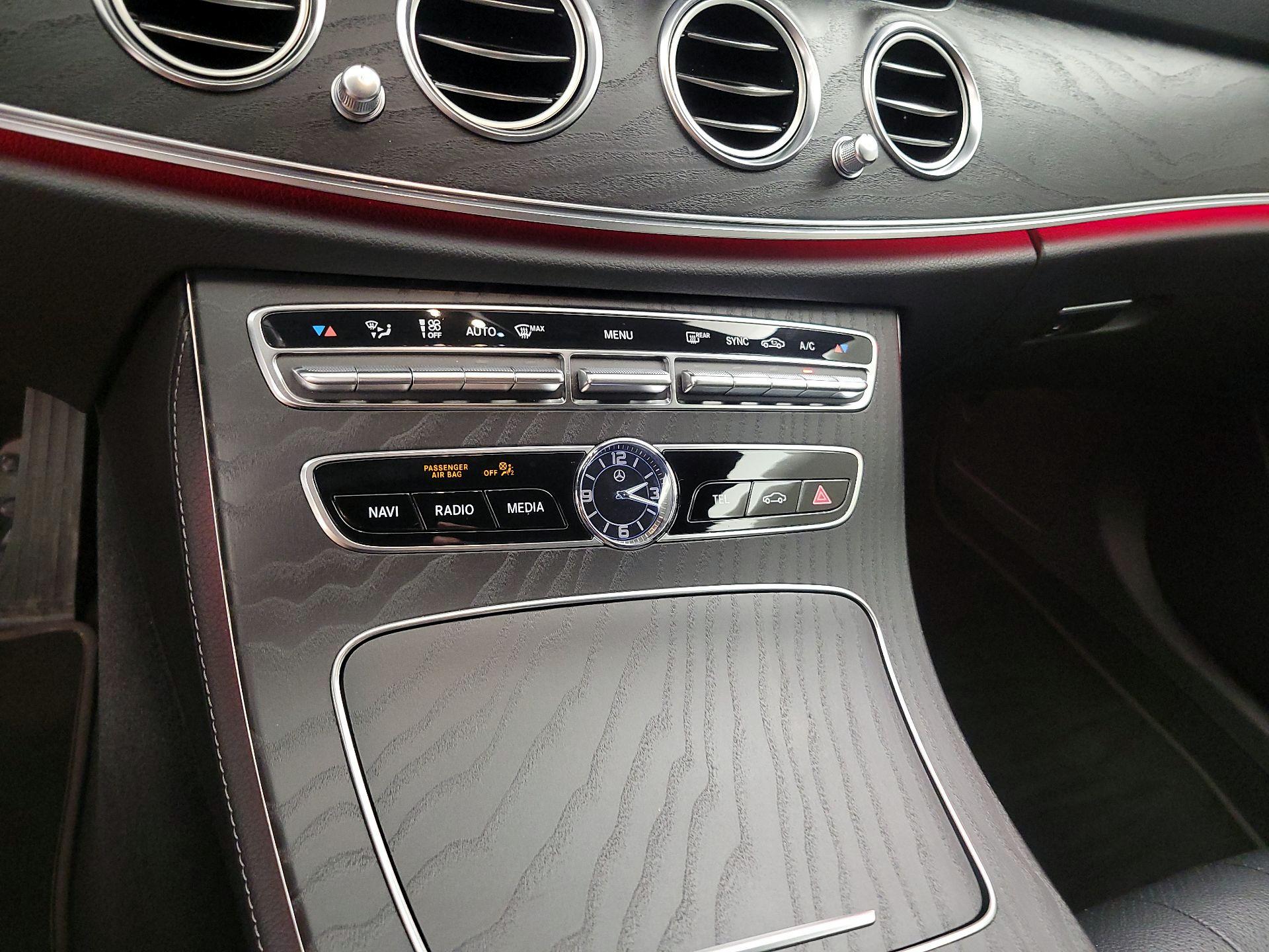 Thumbnail: 2019 Mercedes-Benz E-Class - 15