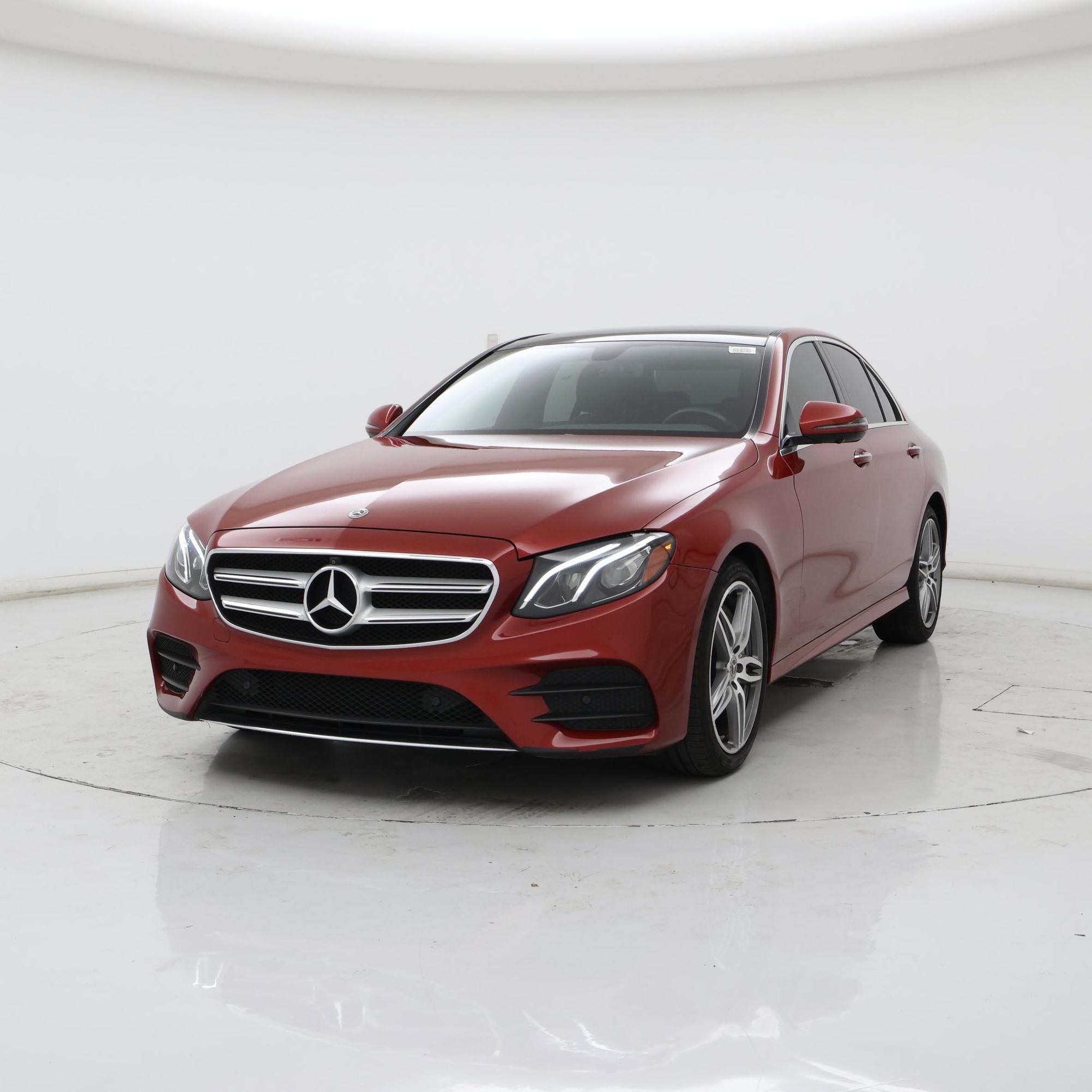 Thumbnail: 2019 Mercedes-Benz E-Class - 4