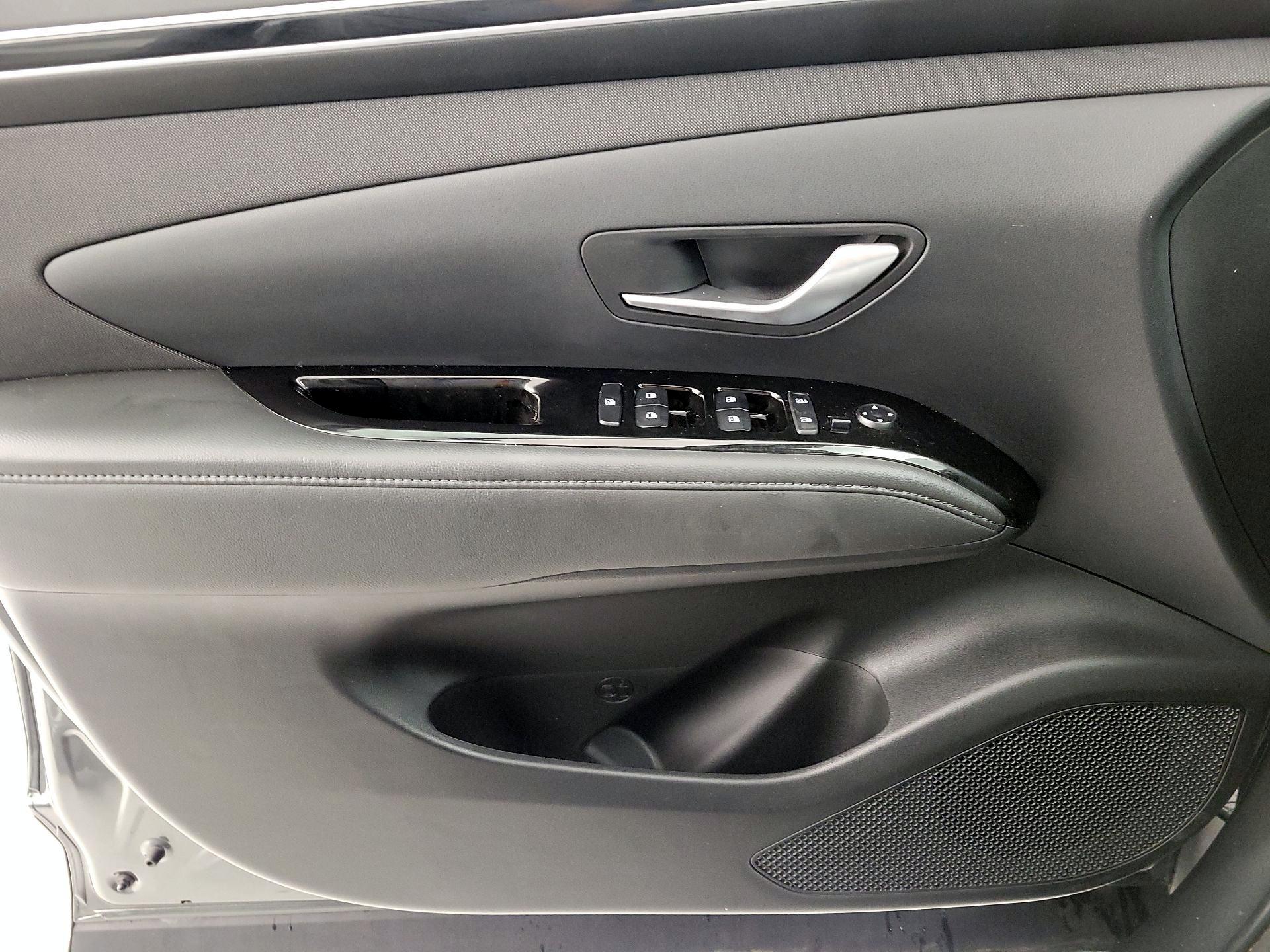 Thumbnail: 2022 Hyundai Tucson - 12