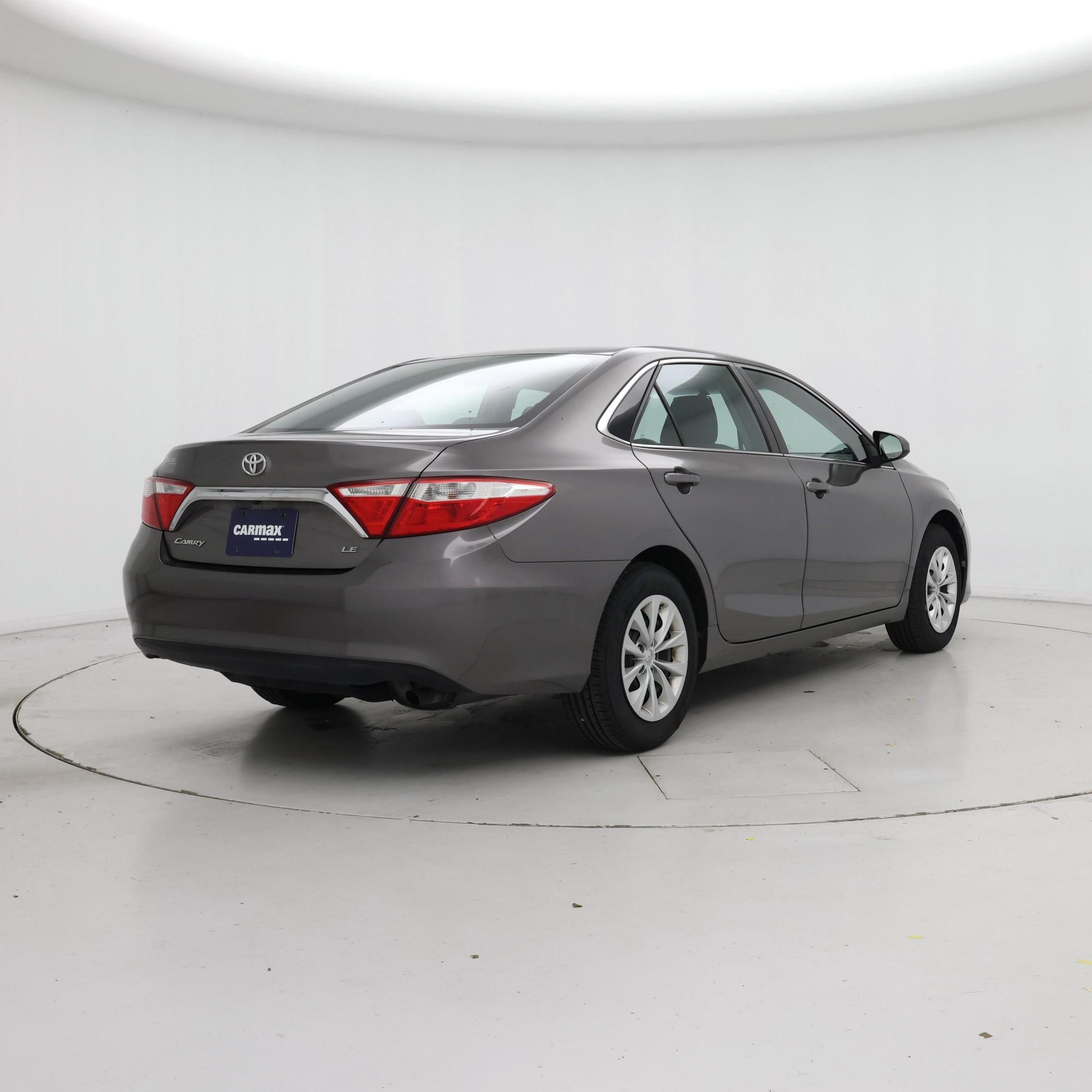 Thumbnail: 2017 Toyota Camry - 8