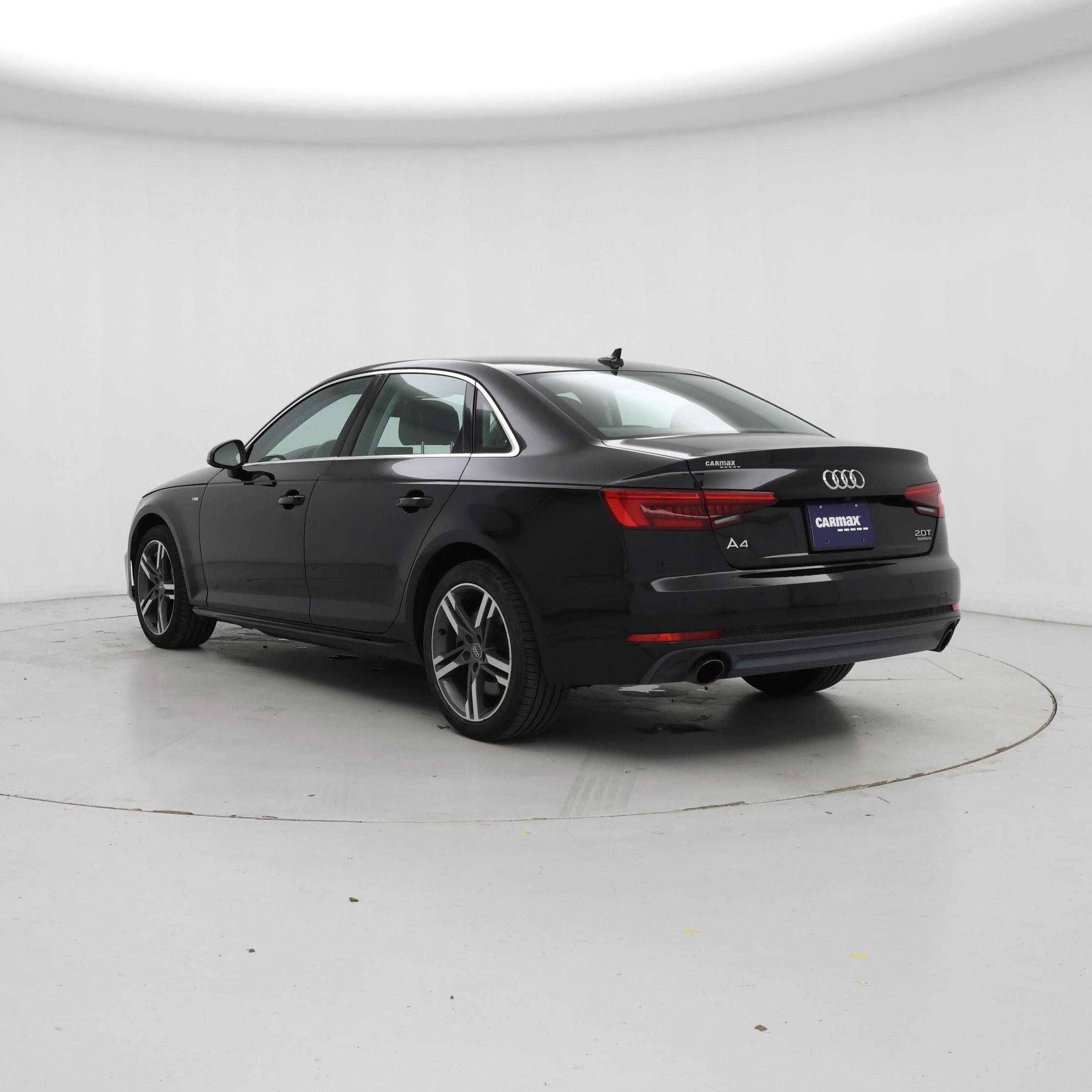 Thumbnail: 2017 Audi A4 - 2