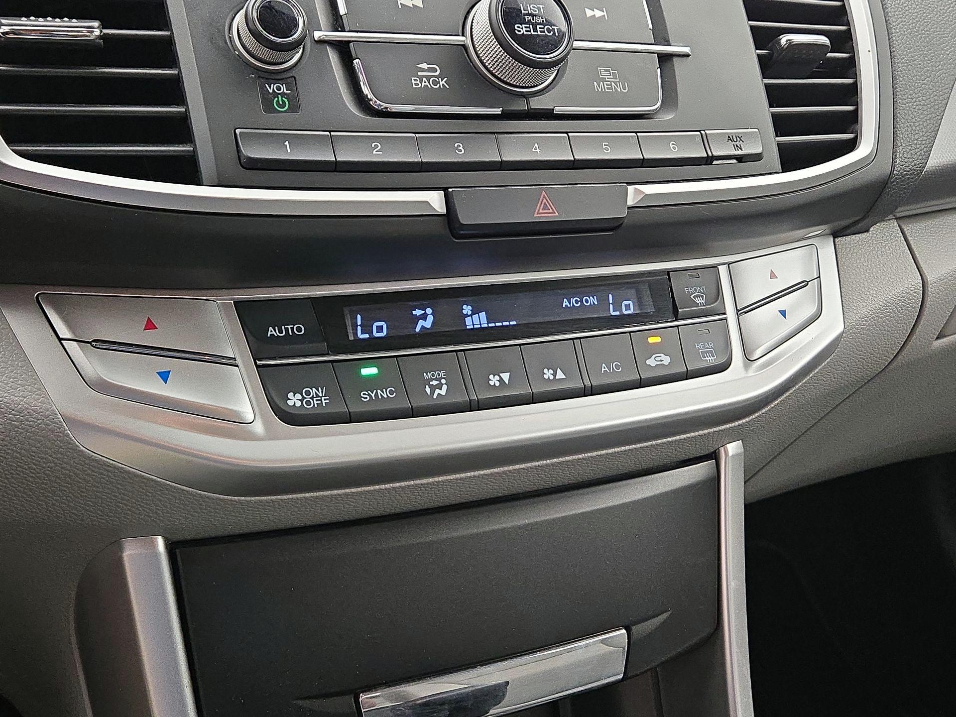 Thumbnail: 2015 Honda Accord - 16