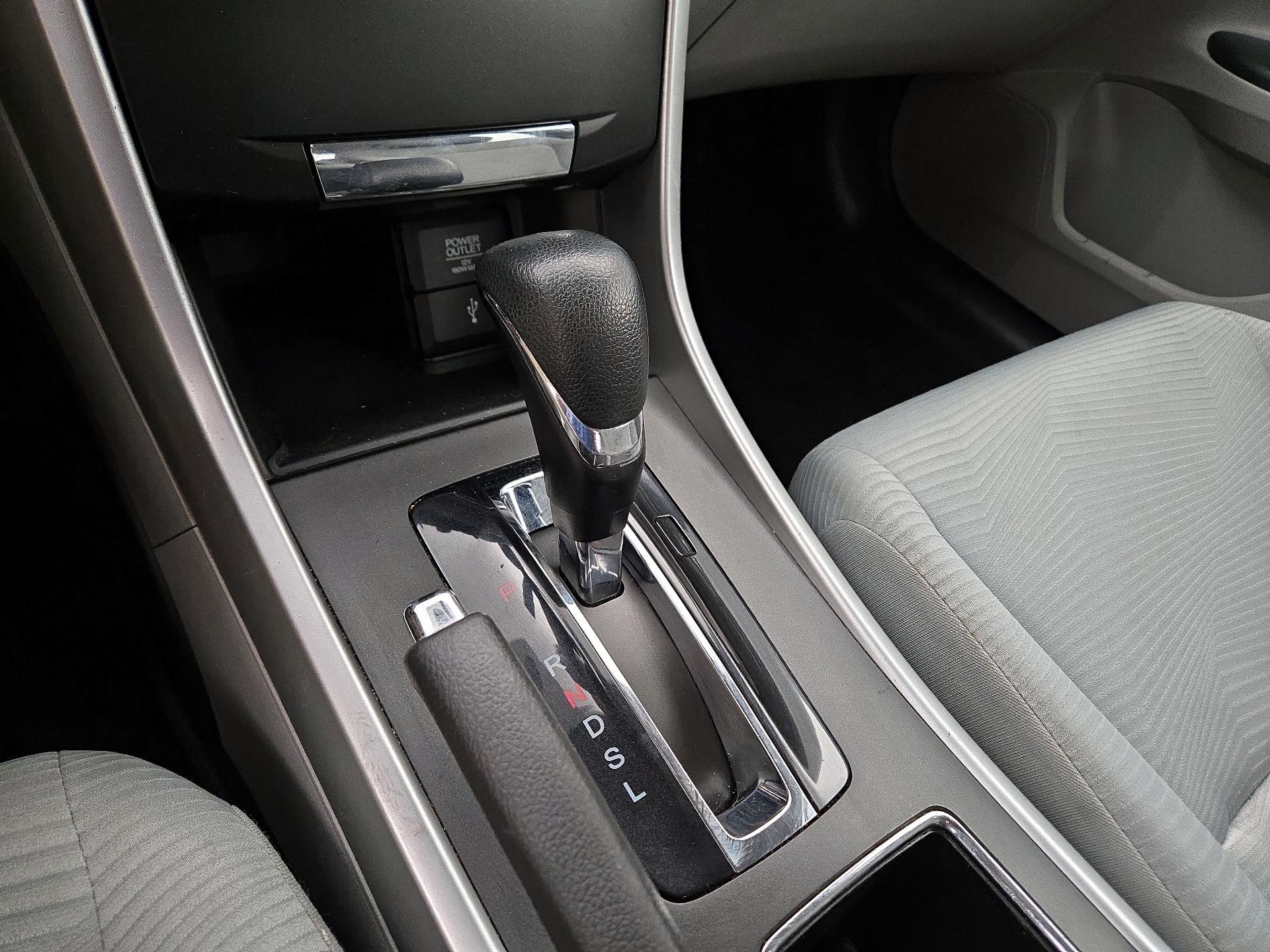 Thumbnail: 2015 Honda Accord - 17
