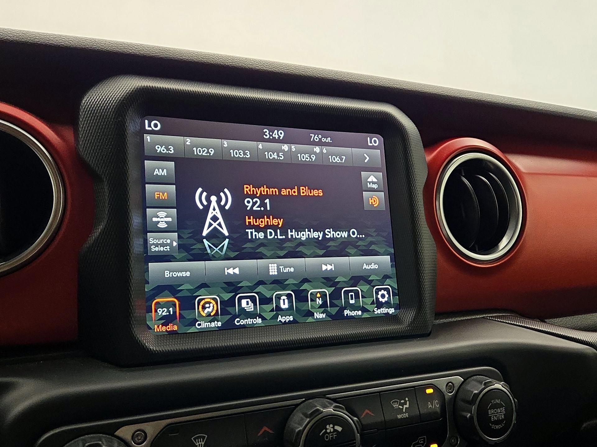 Thumbnail: 2020 Jeep Wrangler - 16