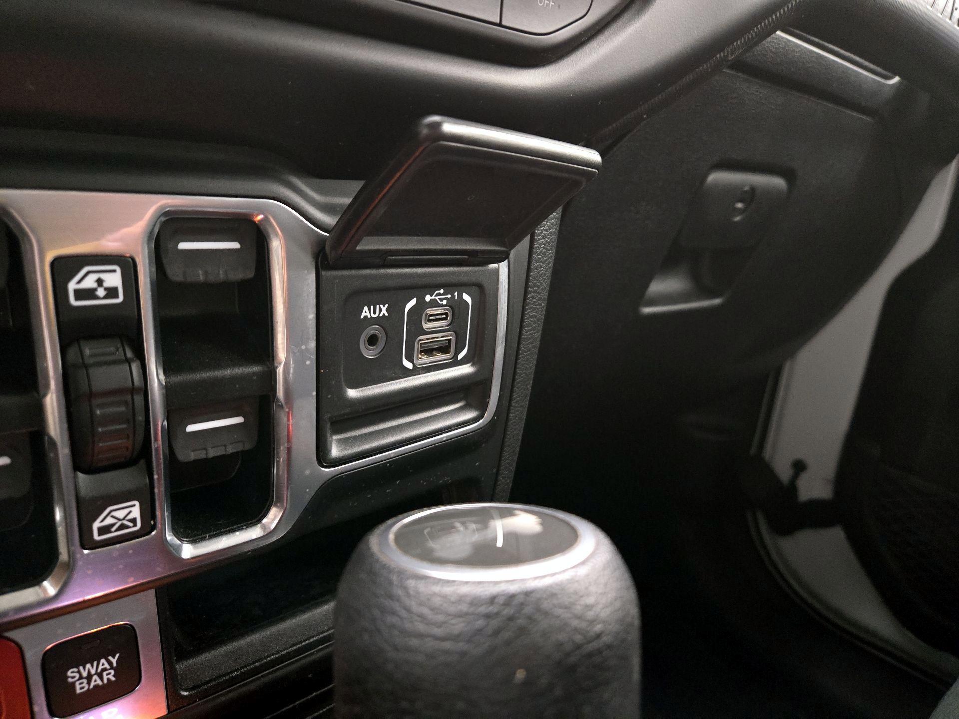 Thumbnail: 2020 Jeep Wrangler - 19