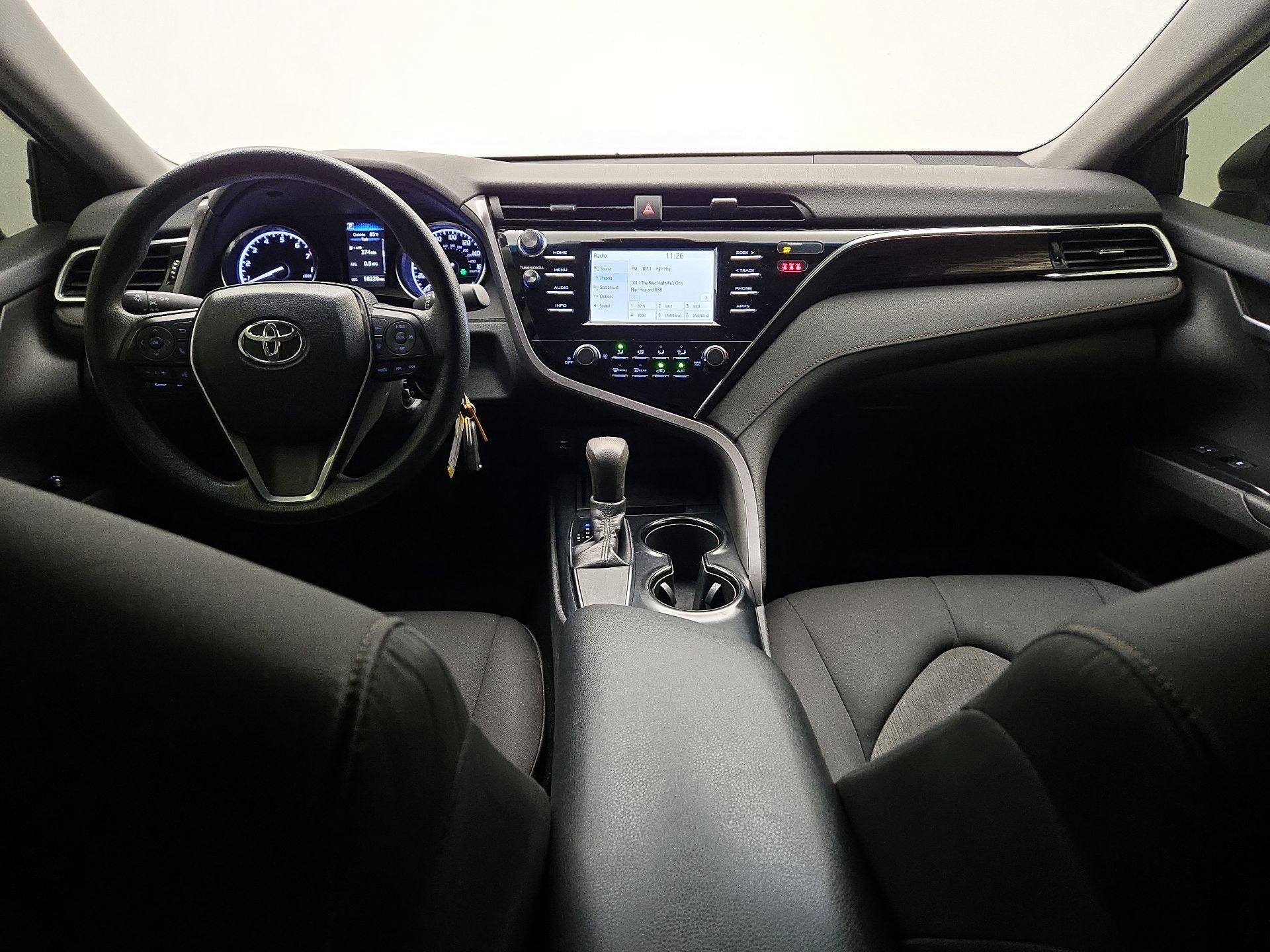 Thumbnail: 2018 Toyota Camry - 9