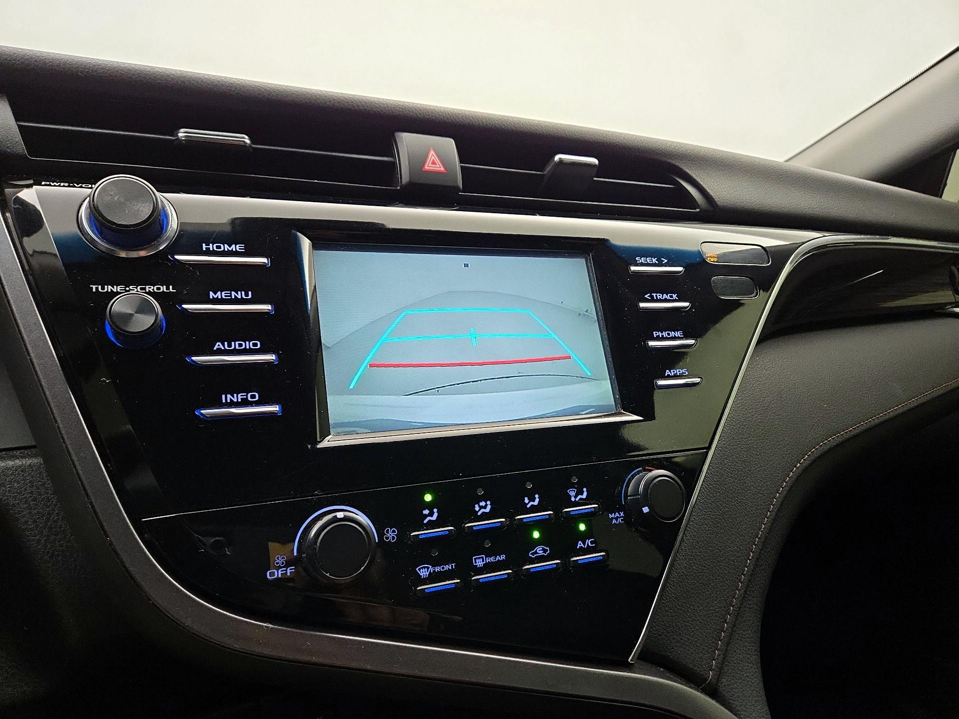 Thumbnail: 2018 Toyota Camry - 14