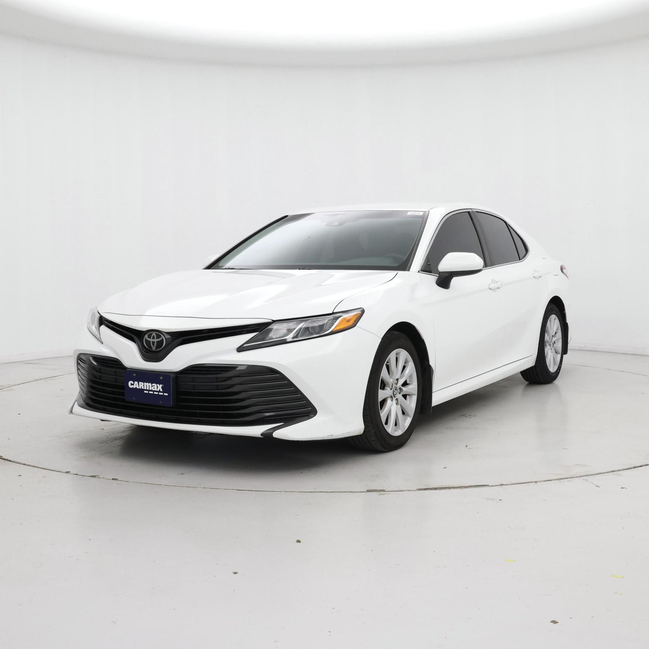 Thumbnail: 2018 Toyota Camry - 4