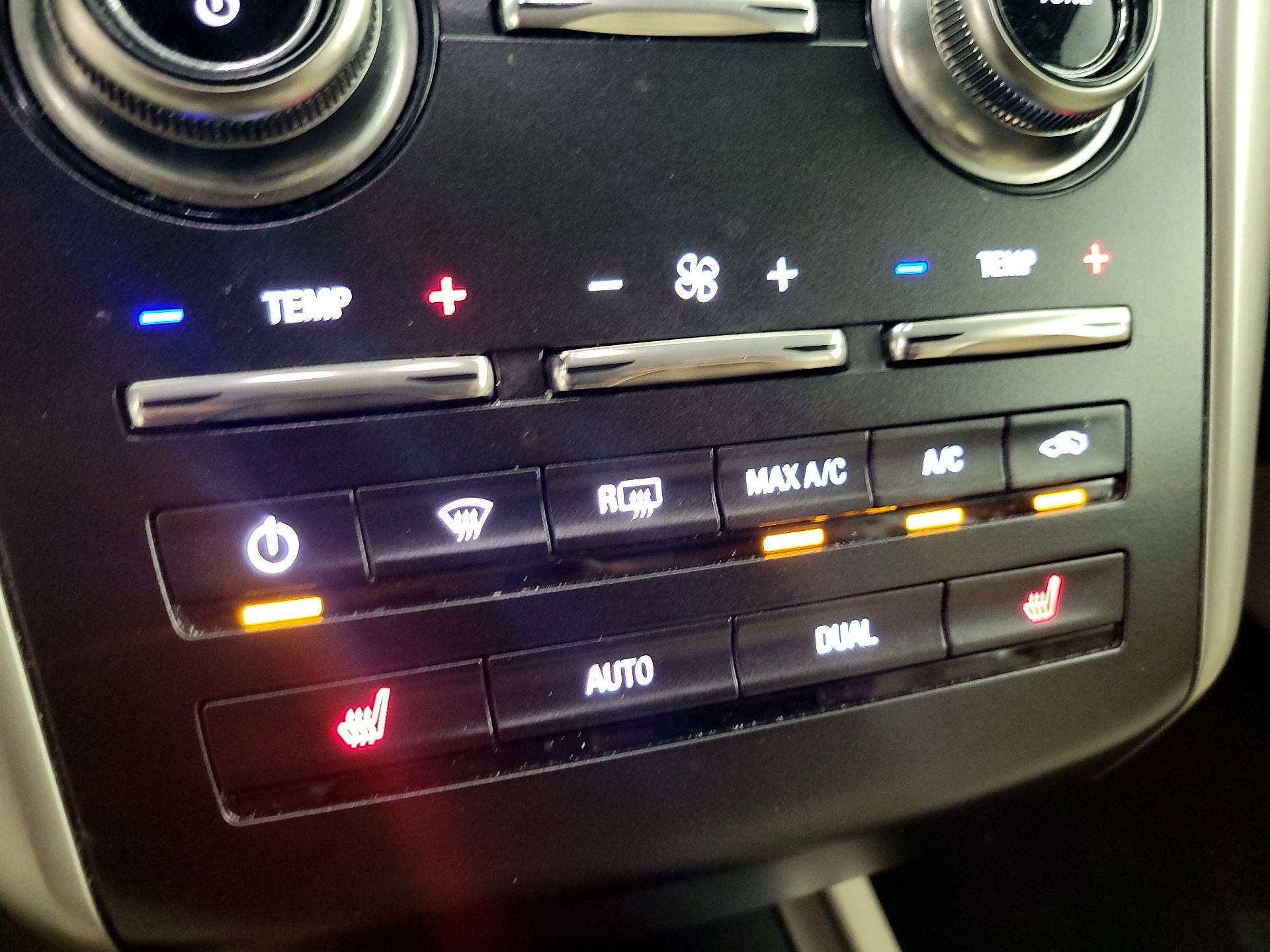 Thumbnail: 2019 Lincoln MKC - 16