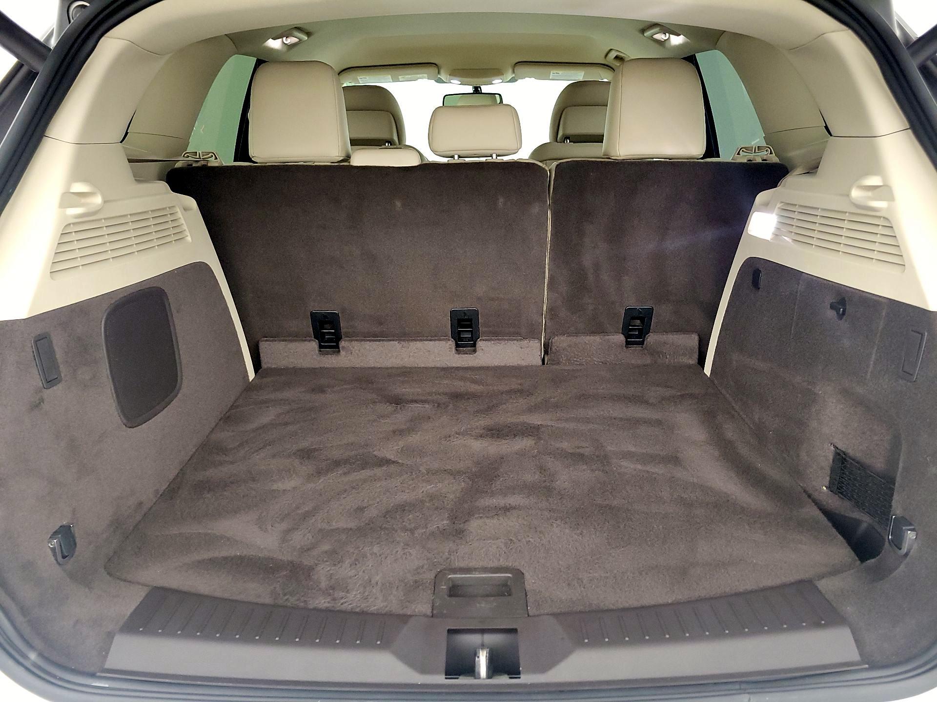 Thumbnail: 2019 Lincoln MKC - 20