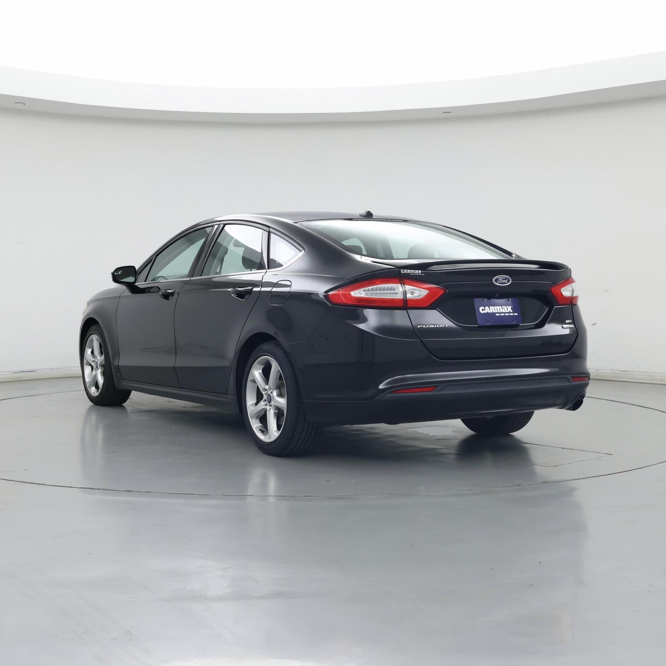 Thumbnail: 2016 Ford Fusion - 2