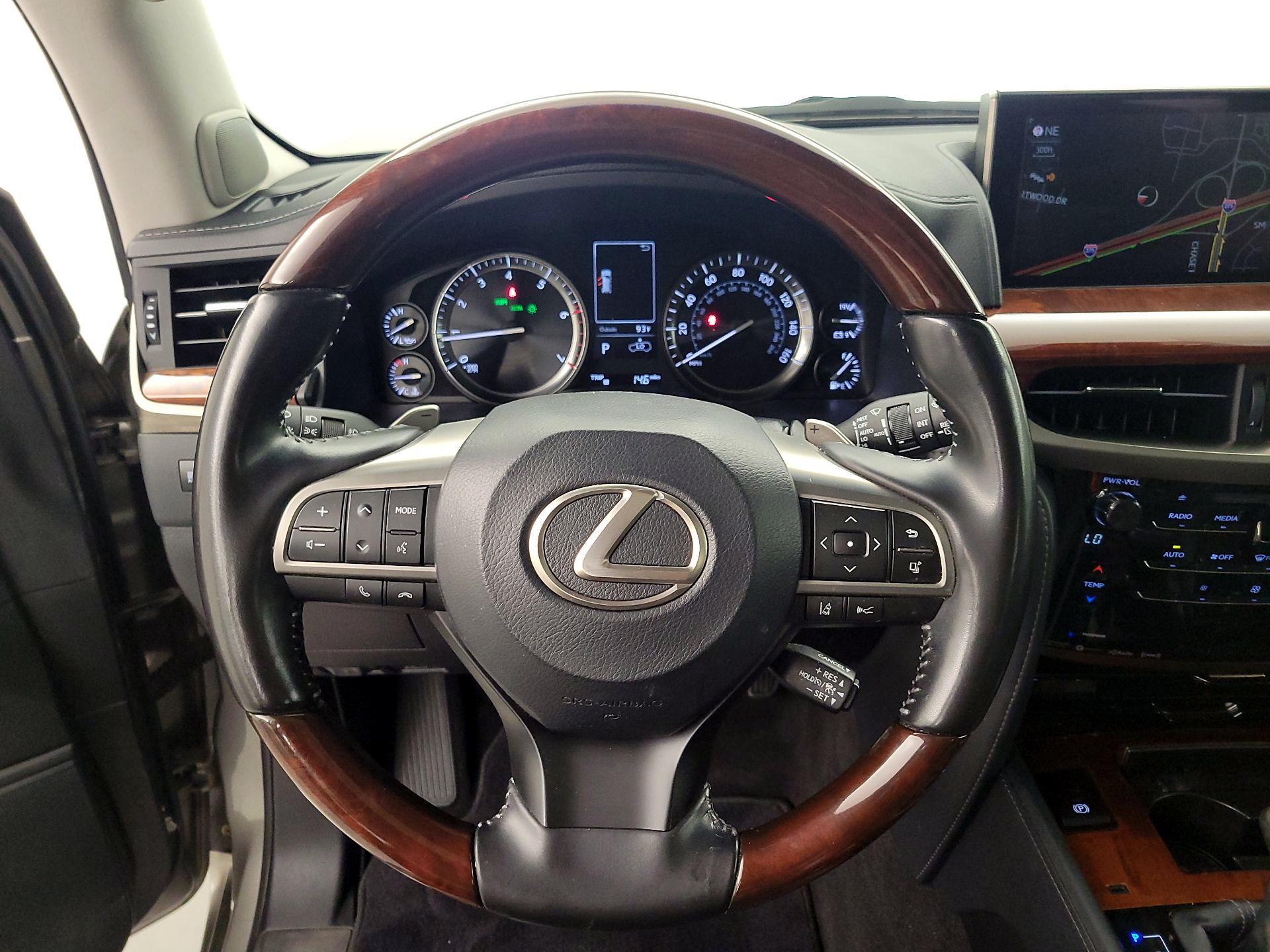 Thumbnail: 2020 Lexus LX - 9