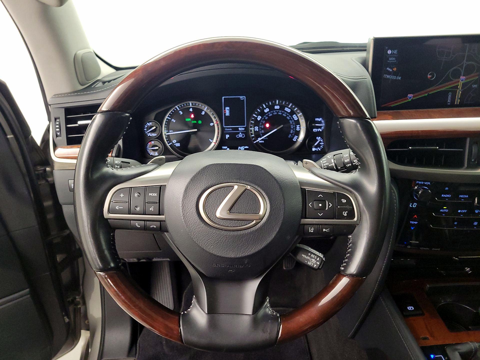 Thumbnail: 2020 Lexus LX - 10