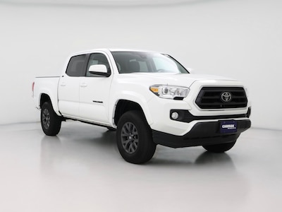 White 2022 Toyota Tacoma SR5