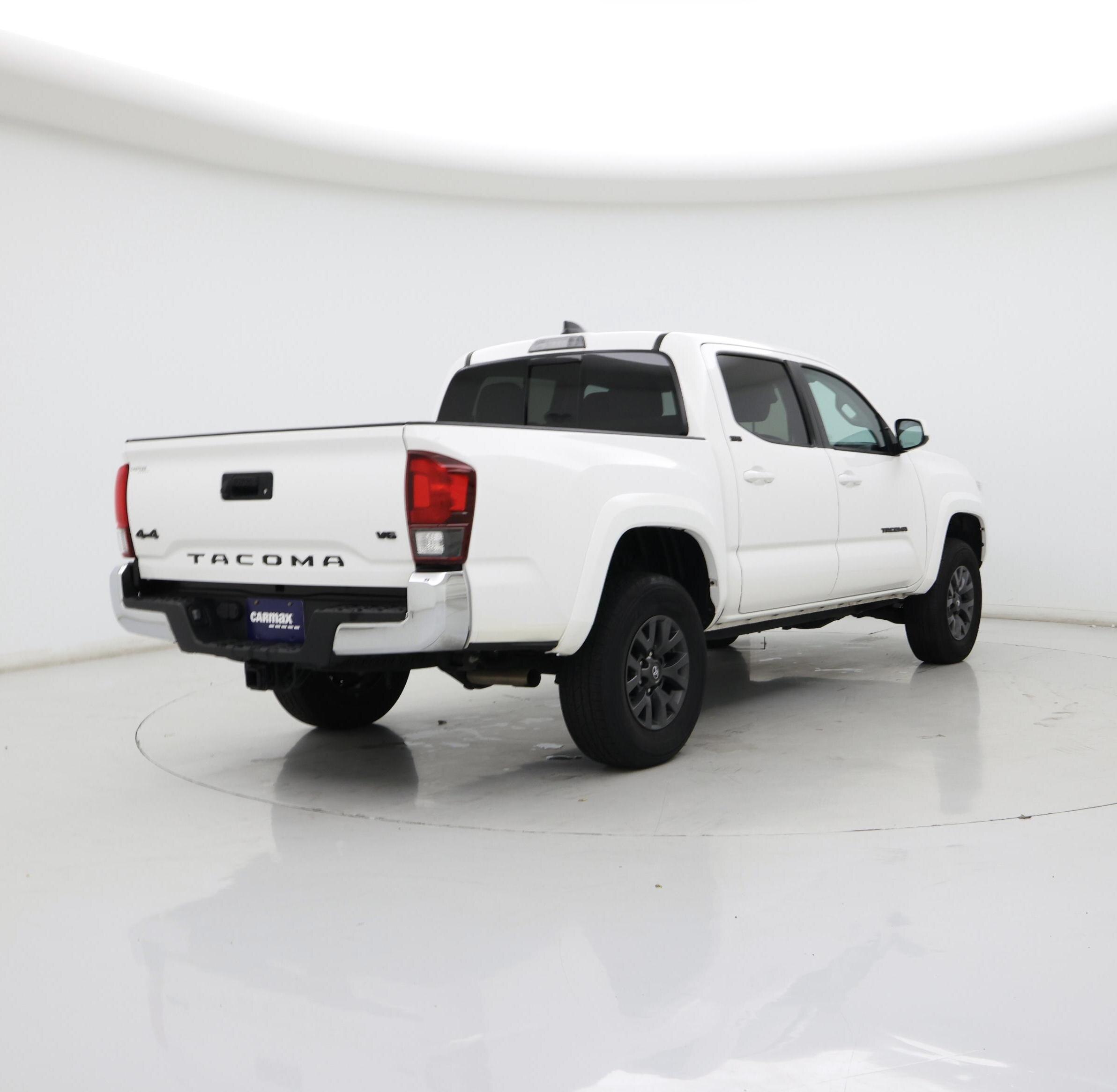 Thumbnail: 2022 Toyota Tacoma - 8