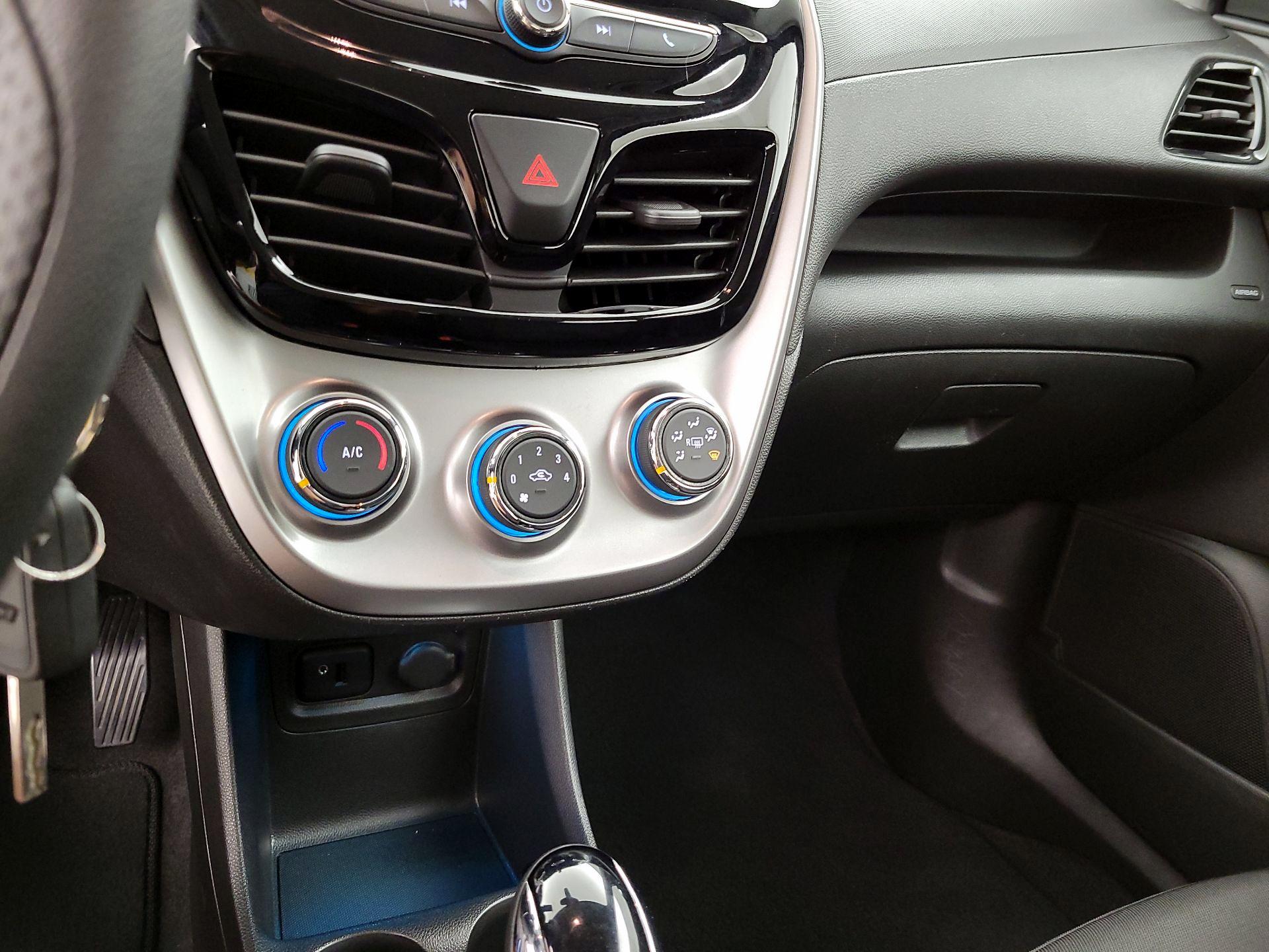 Thumbnail: 2017 Chevrolet Spark - 15