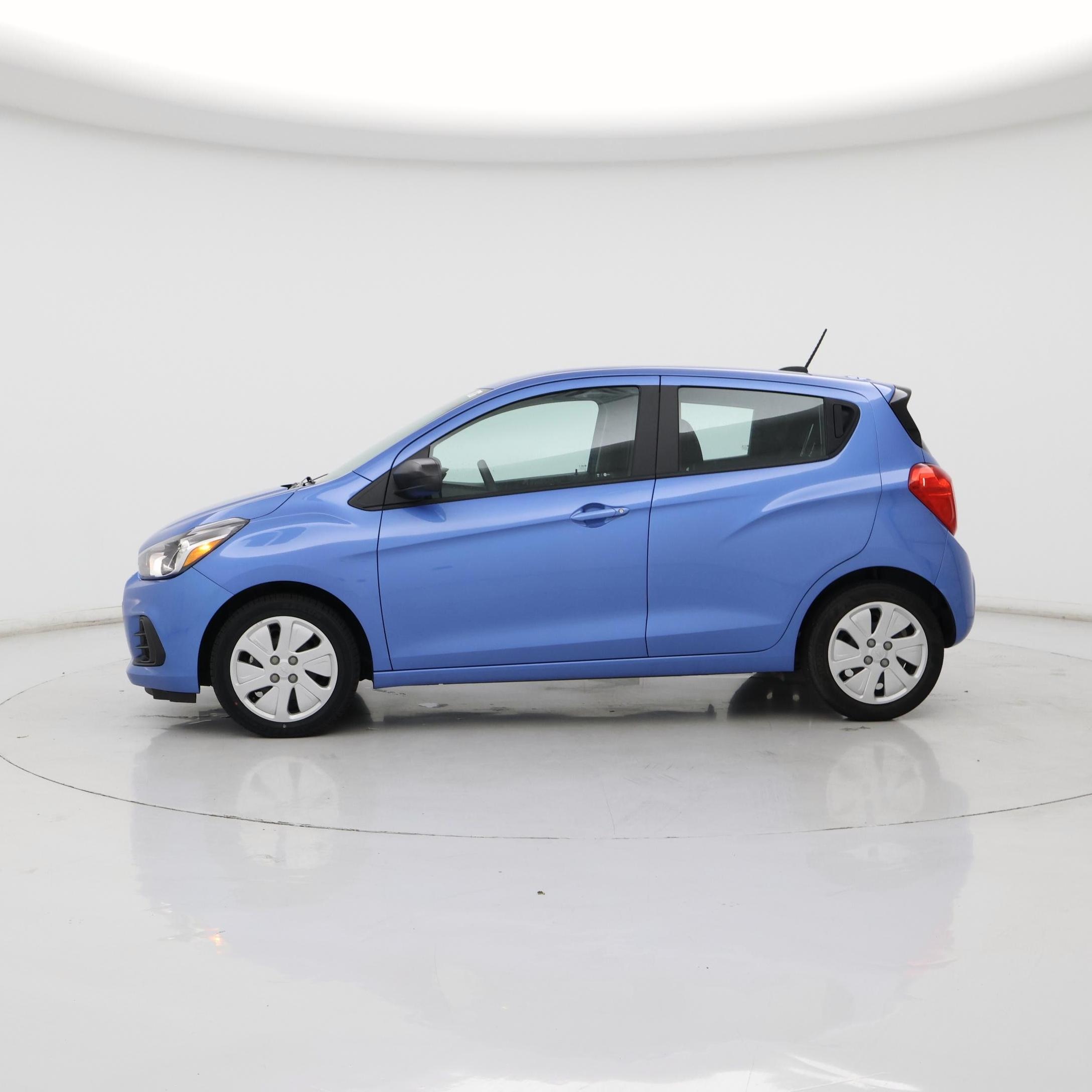 Thumbnail: 2017 Chevrolet Spark - 3