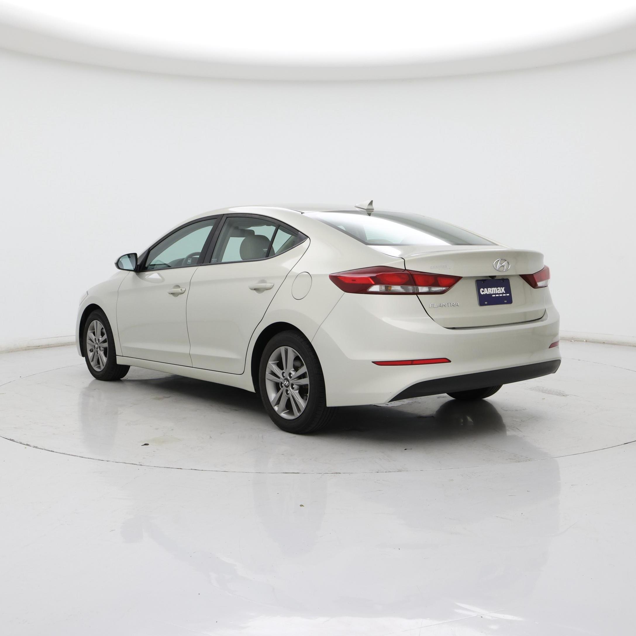 Thumbnail: 2018 Hyundai Elantra - 2