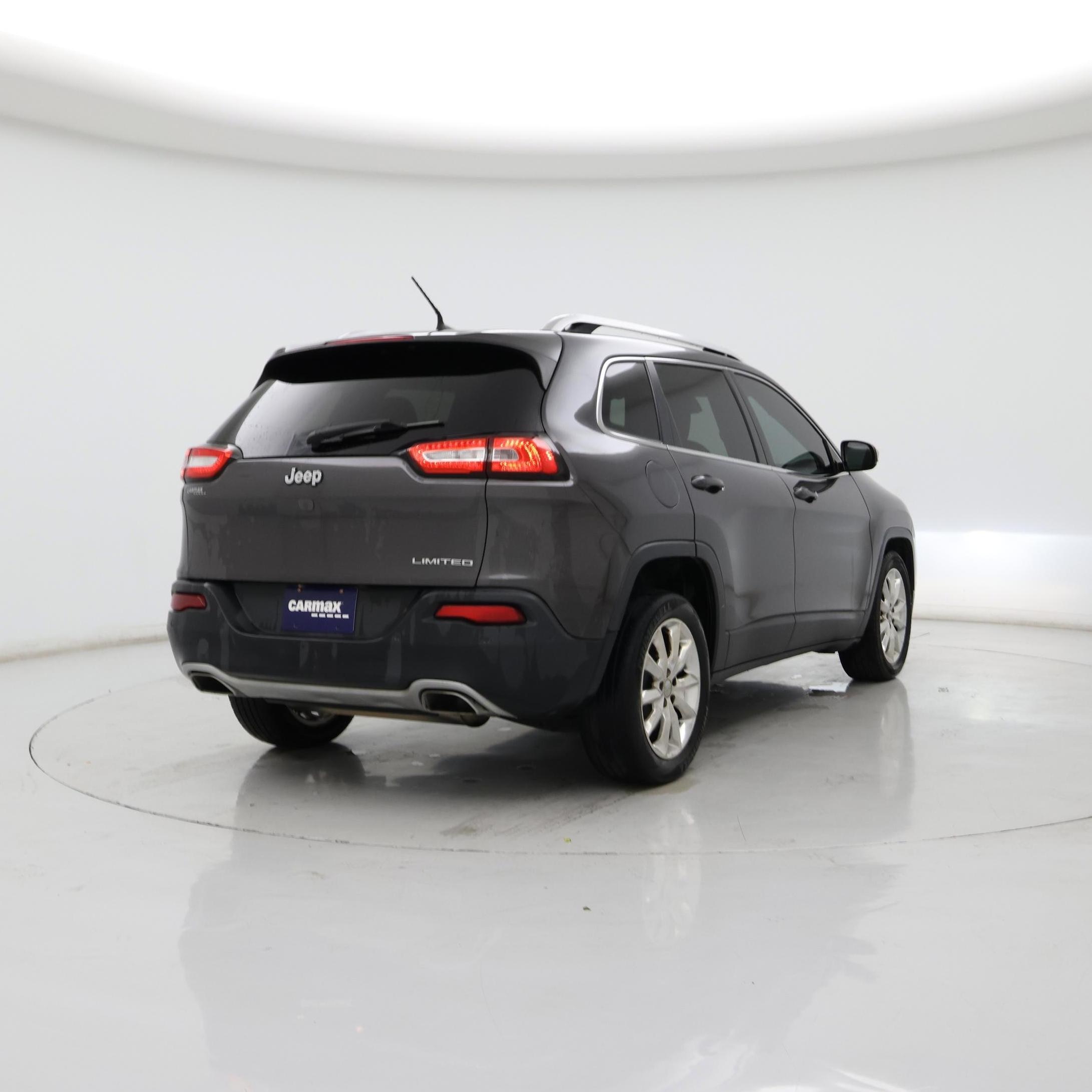 Thumbnail: 2016 Jeep Cherokee - 8