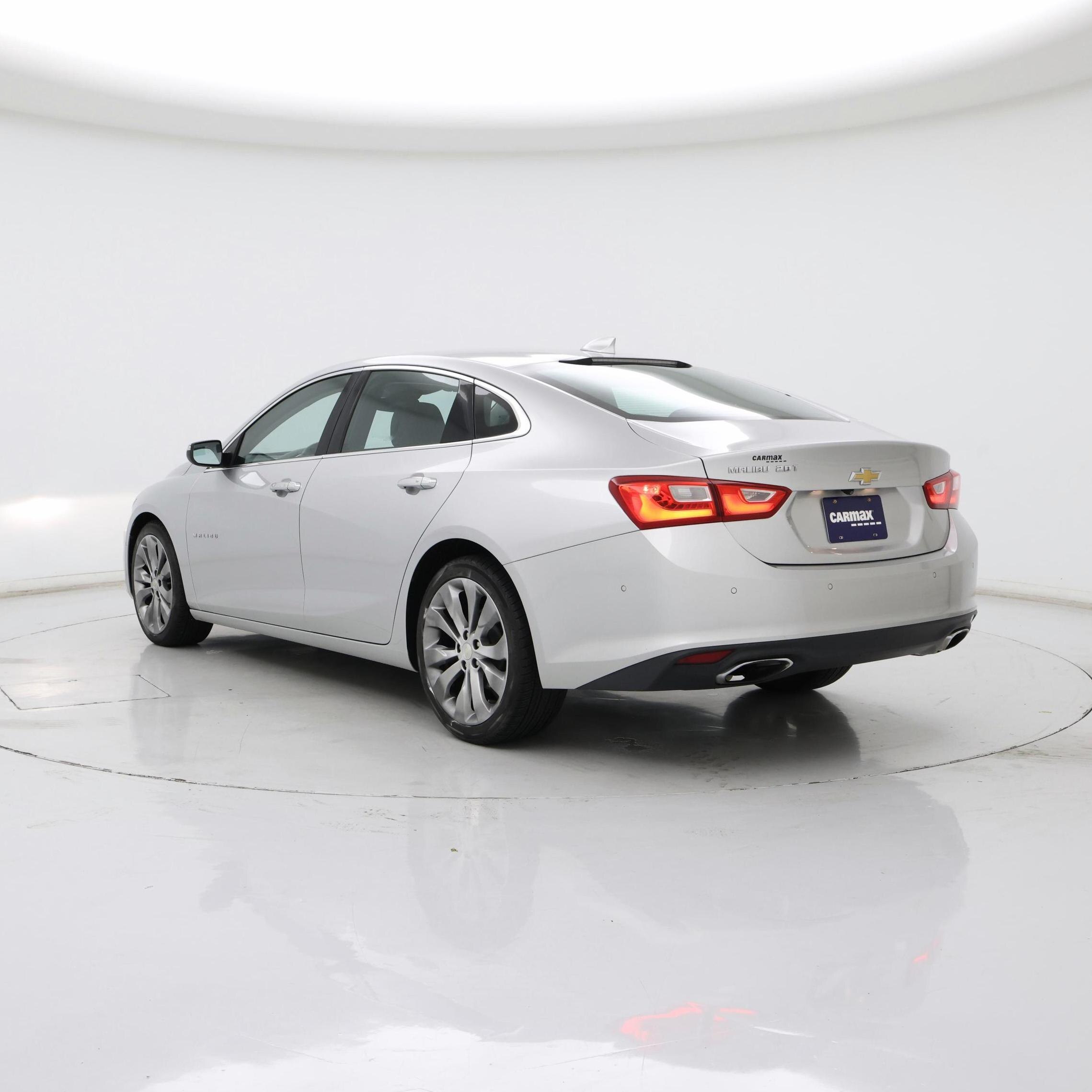 Thumbnail: 2016 Chevrolet Malibu - 2