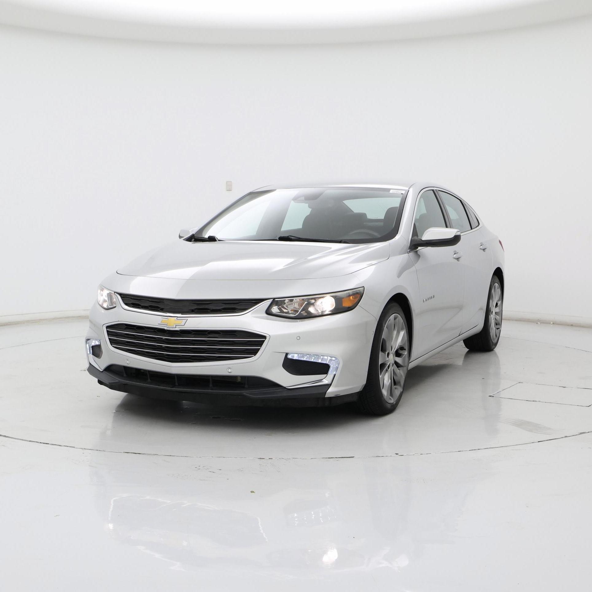 Thumbnail: 2016 Chevrolet Malibu - 4