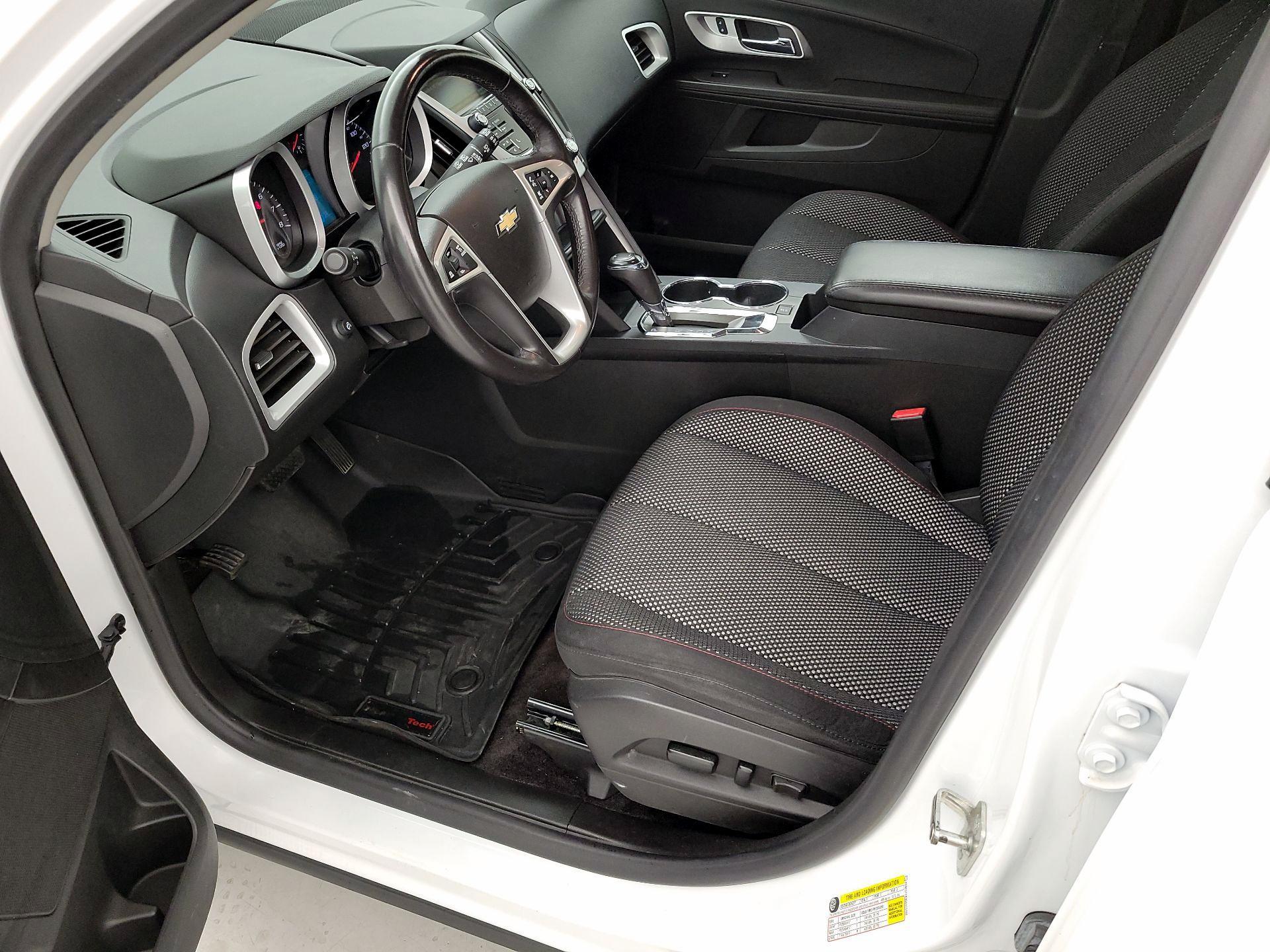 Thumbnail: 2016 Chevrolet Equinox - 11