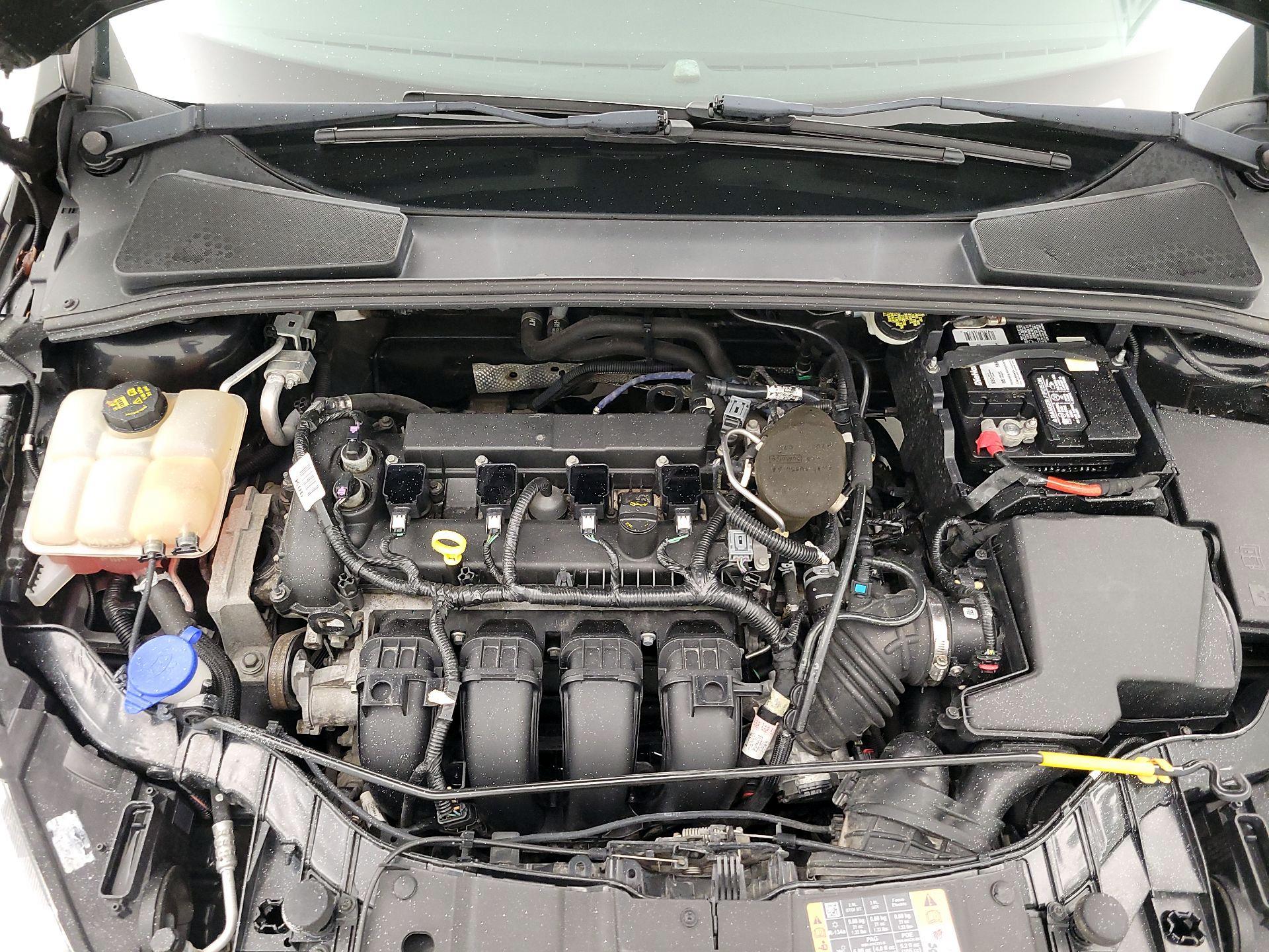 Thumbnail: 2015 Ford Focus - 17