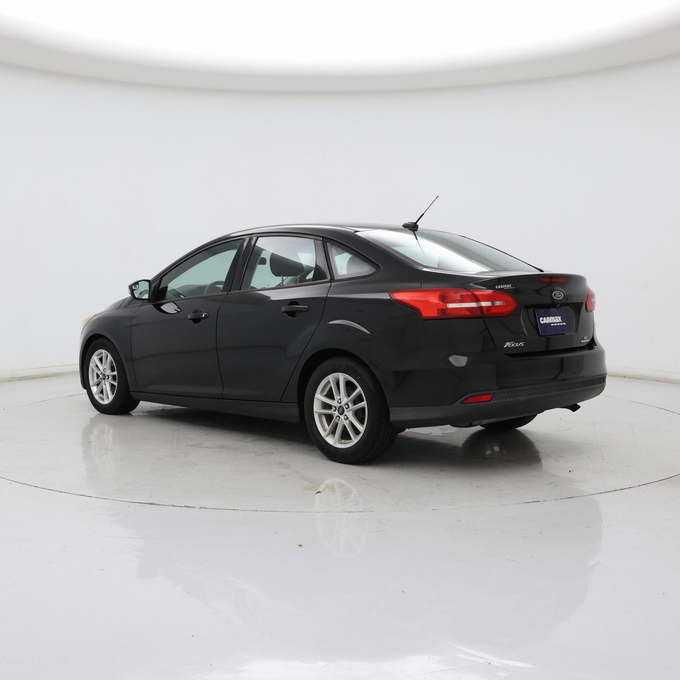 Thumbnail: 2015 Ford Focus - 2
