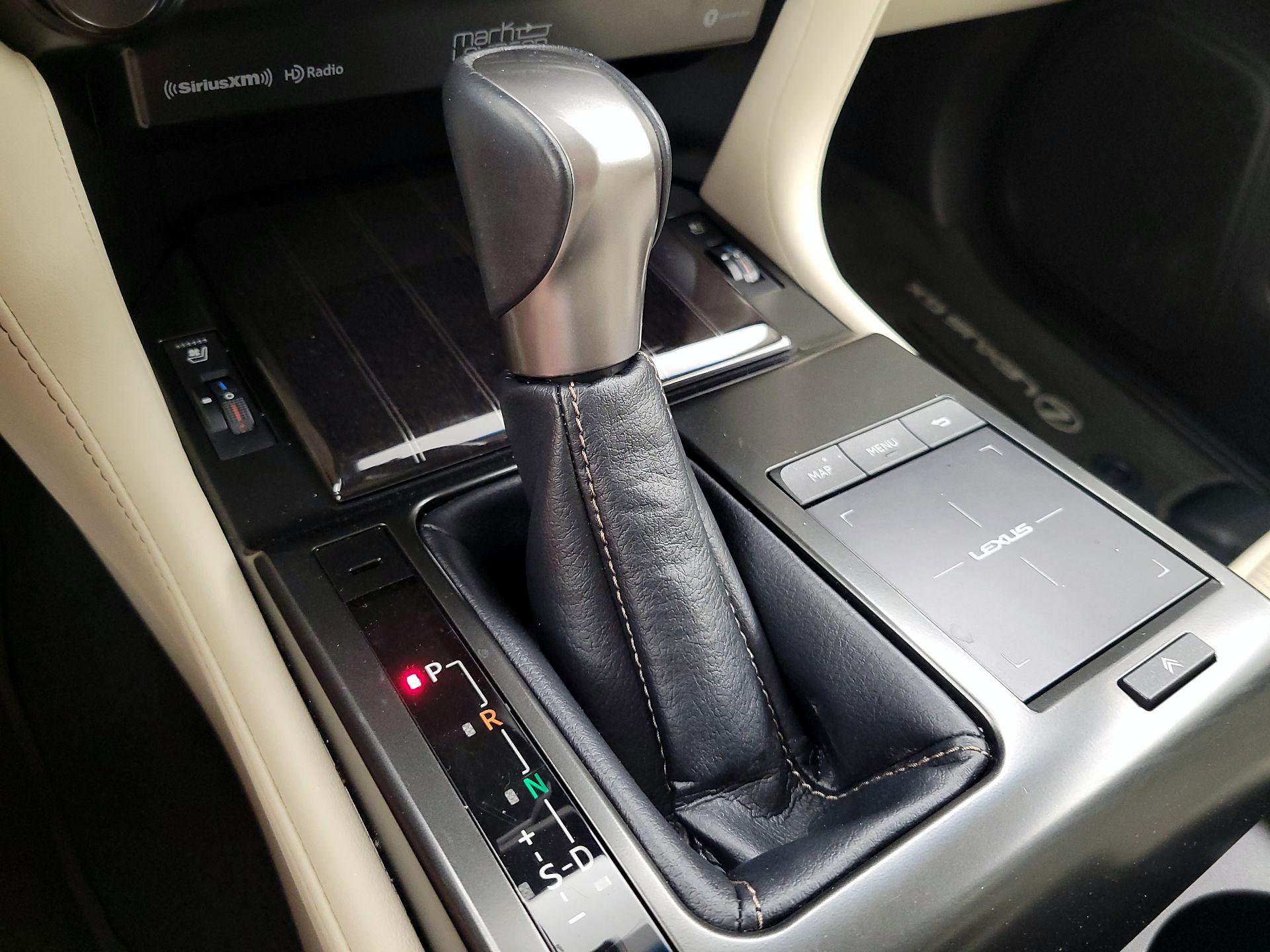 Thumbnail: 2023 Lexus GX - 15