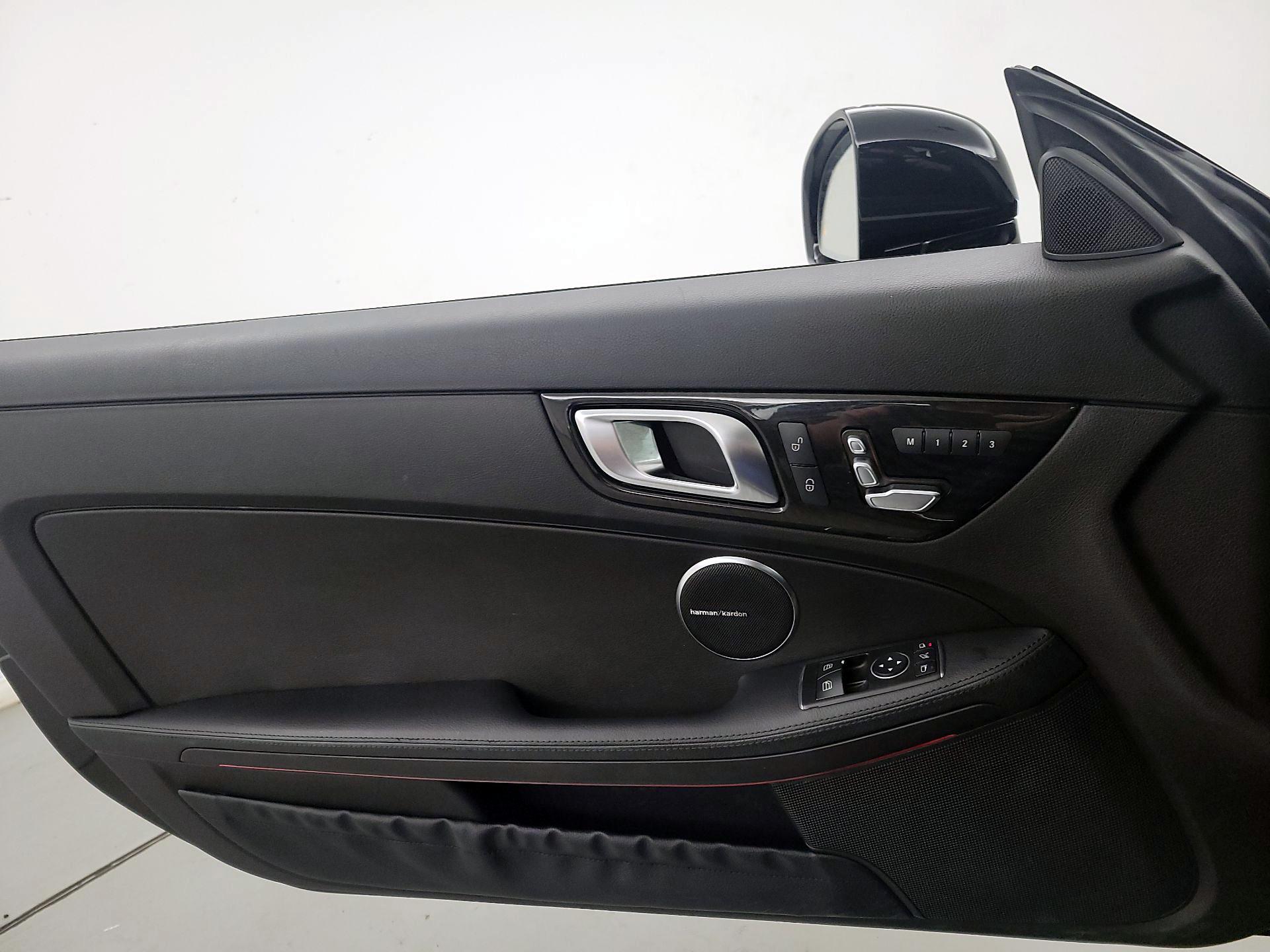 Thumbnail: 2017 Mercedes-Benz SLC - 12
