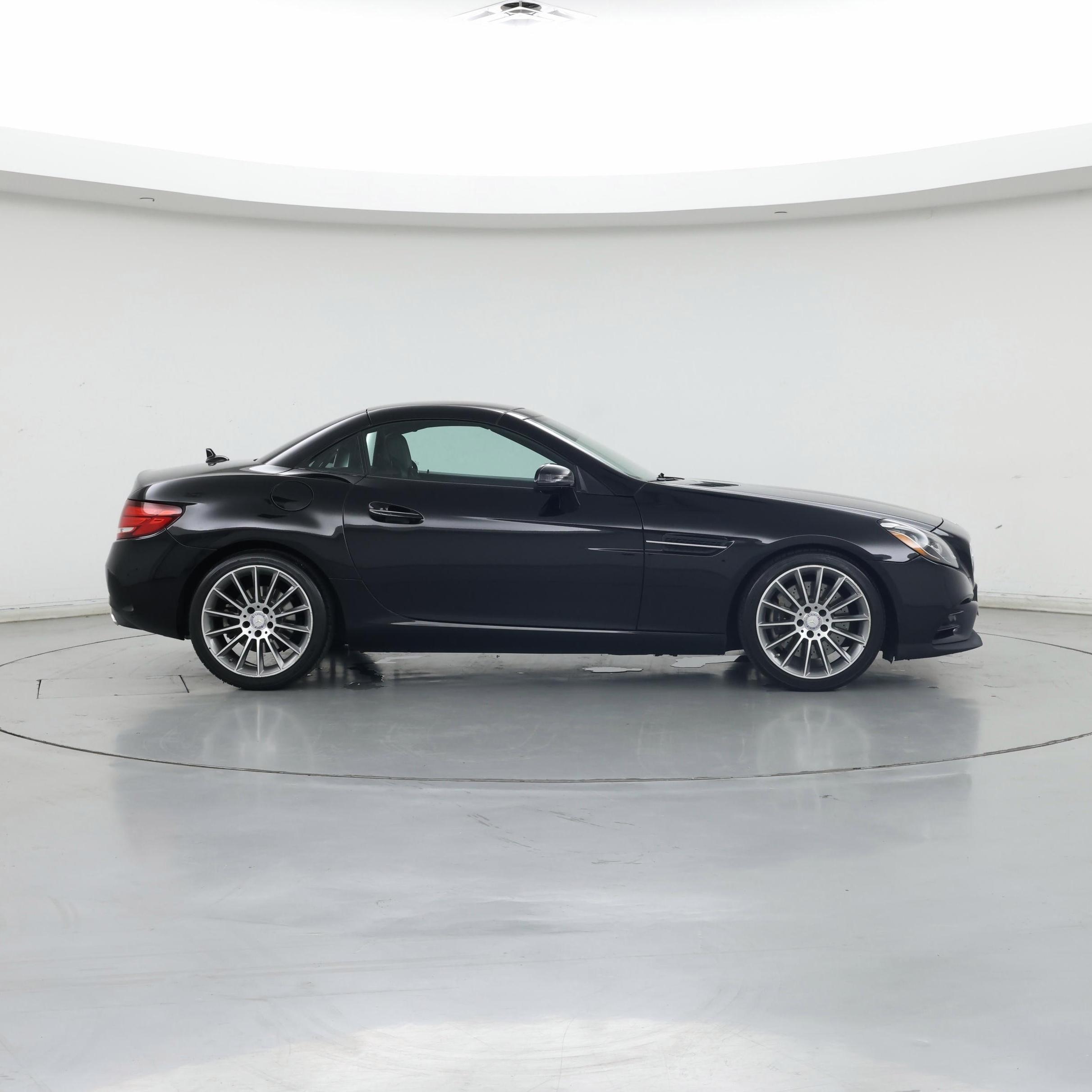 Thumbnail: 2017 Mercedes-Benz SLC - 7