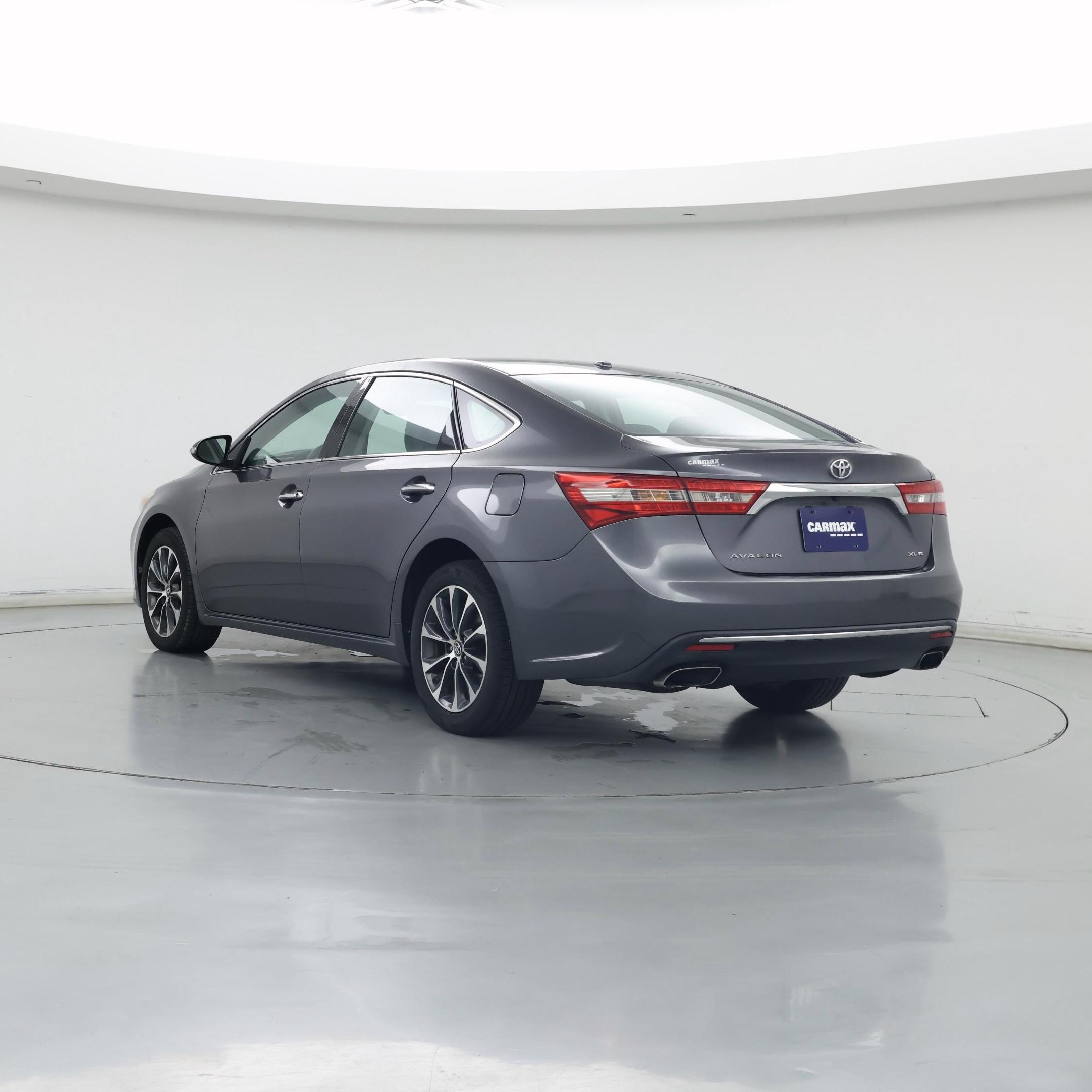 Thumbnail: 2018 Toyota Avalon - 2
