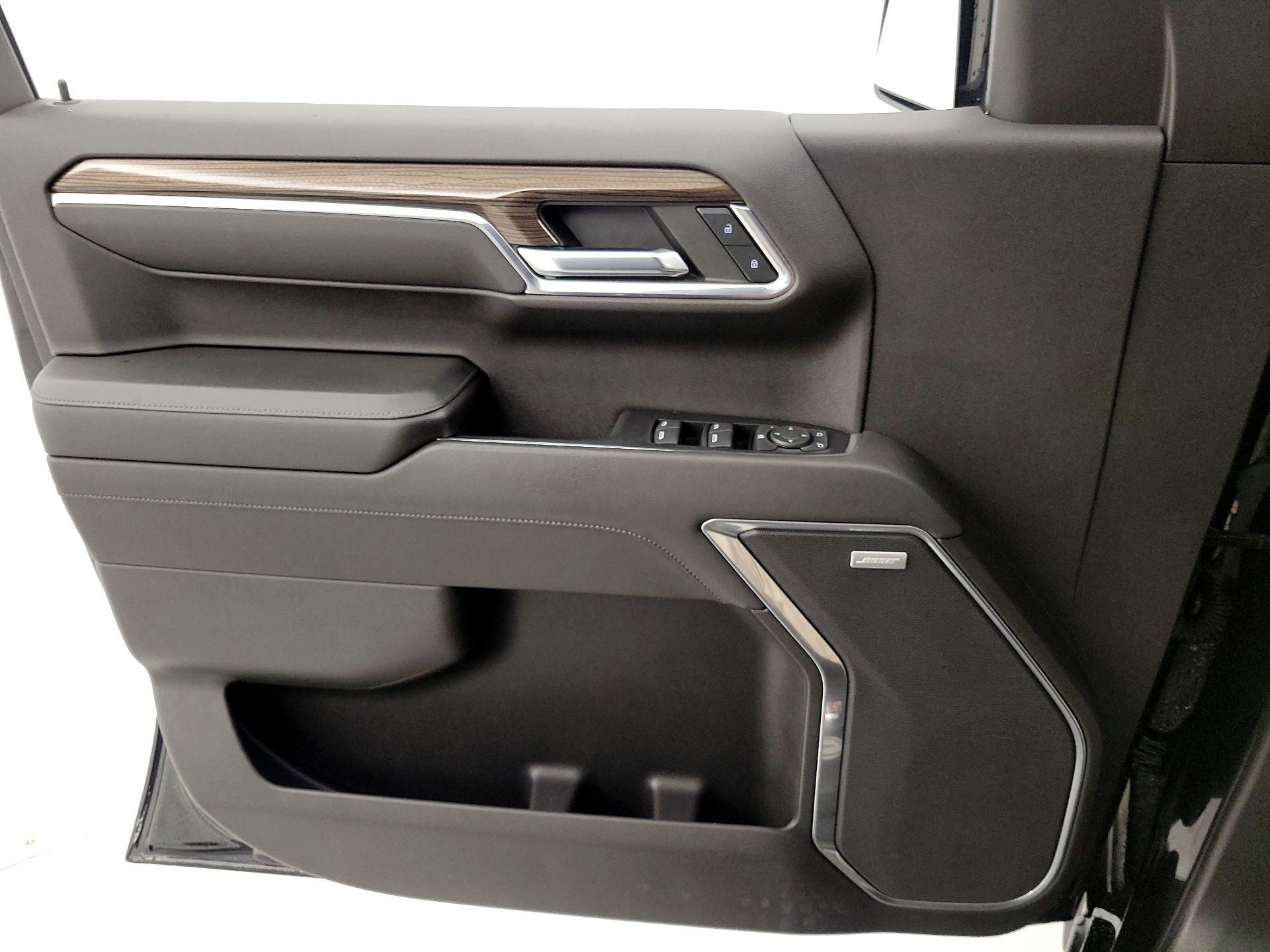 Thumbnail: 2022 Chevrolet Silverado 1500 - 12