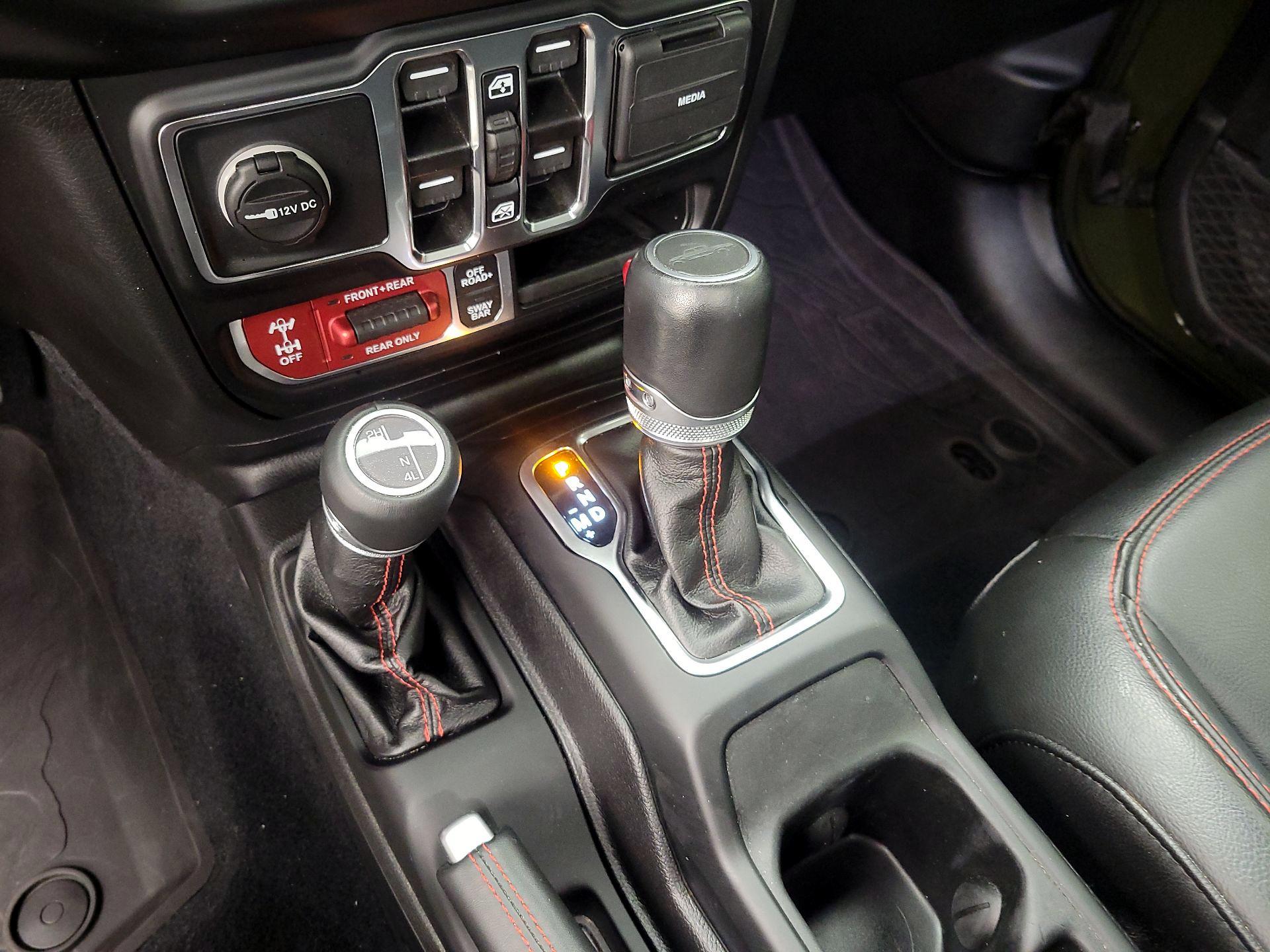 Thumbnail: 2022 Jeep Gladiator - 15
