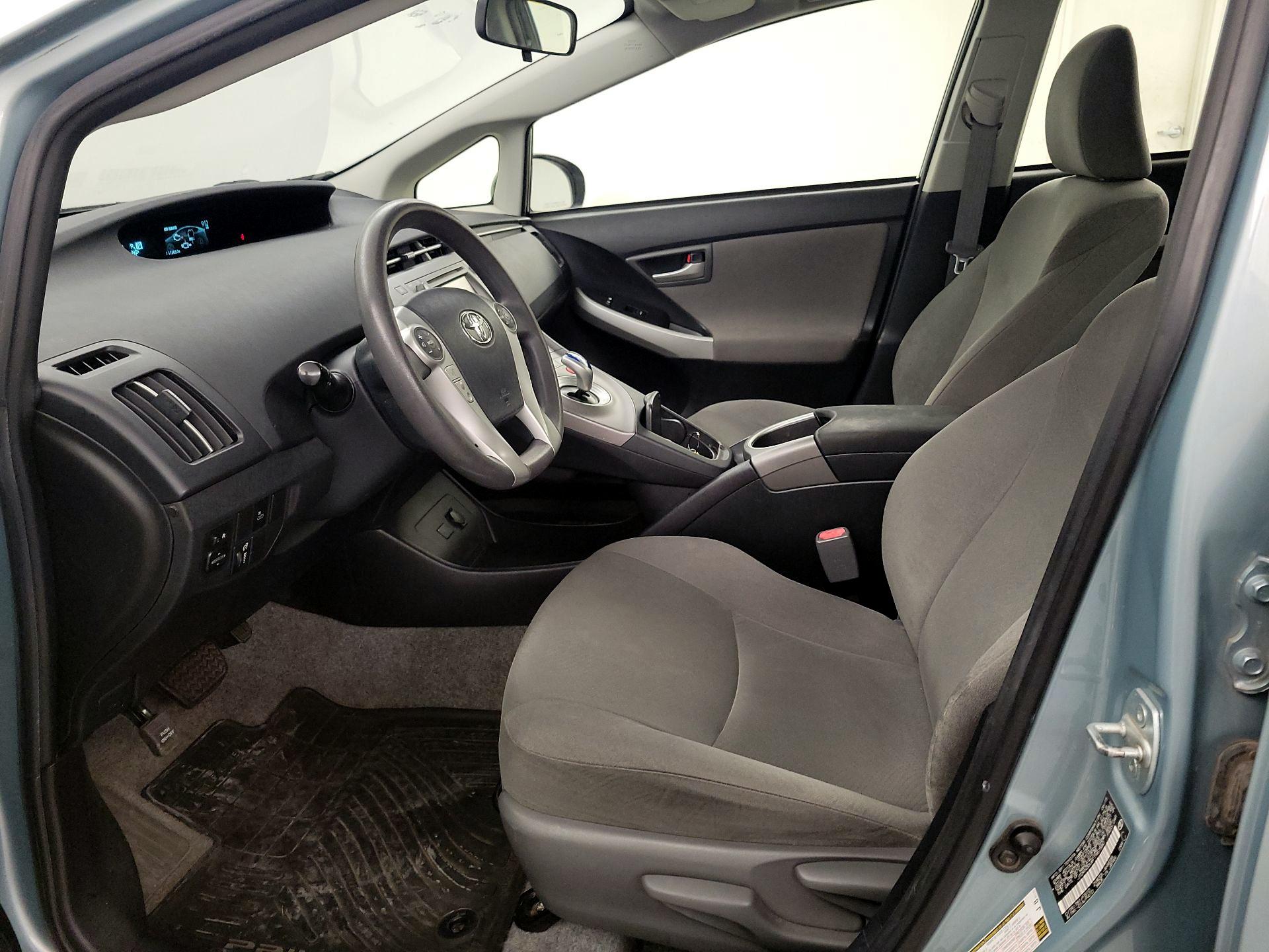 Thumbnail: 2015 Toyota Prius - 11