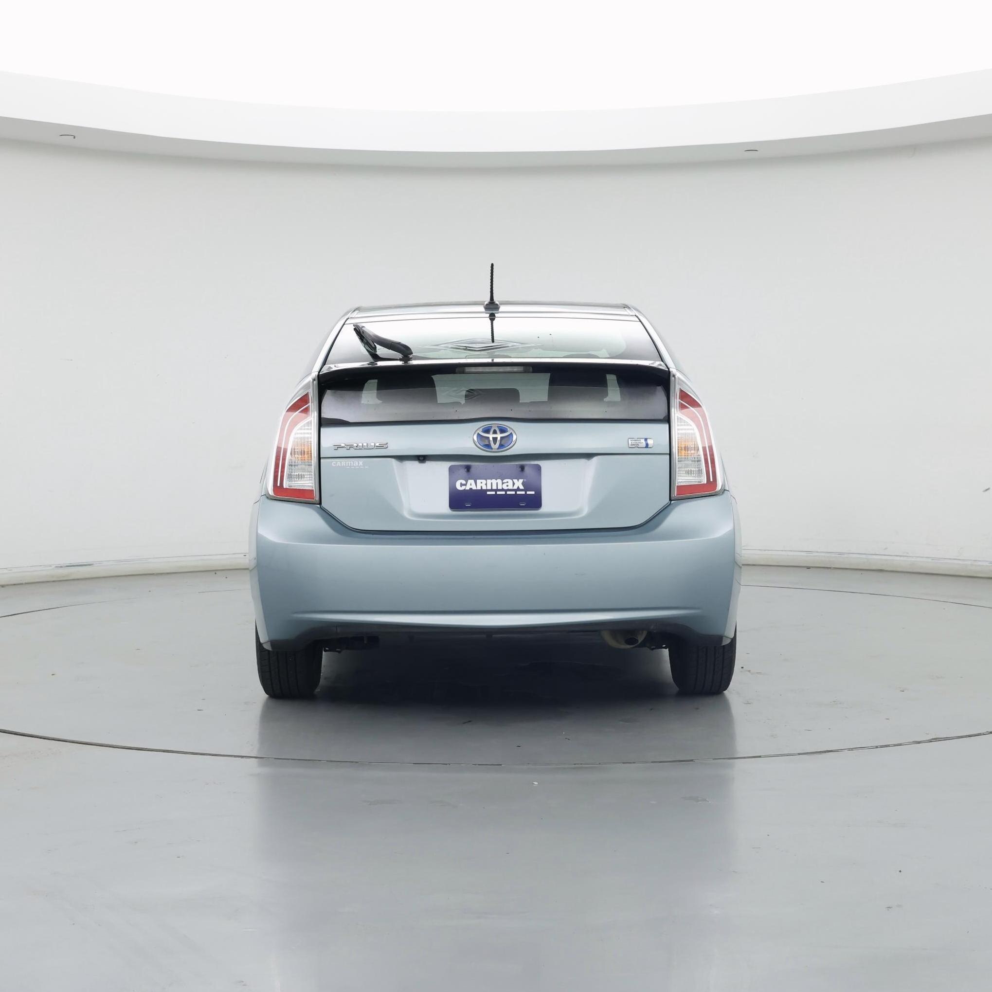 Thumbnail: 2015 Toyota Prius - 6