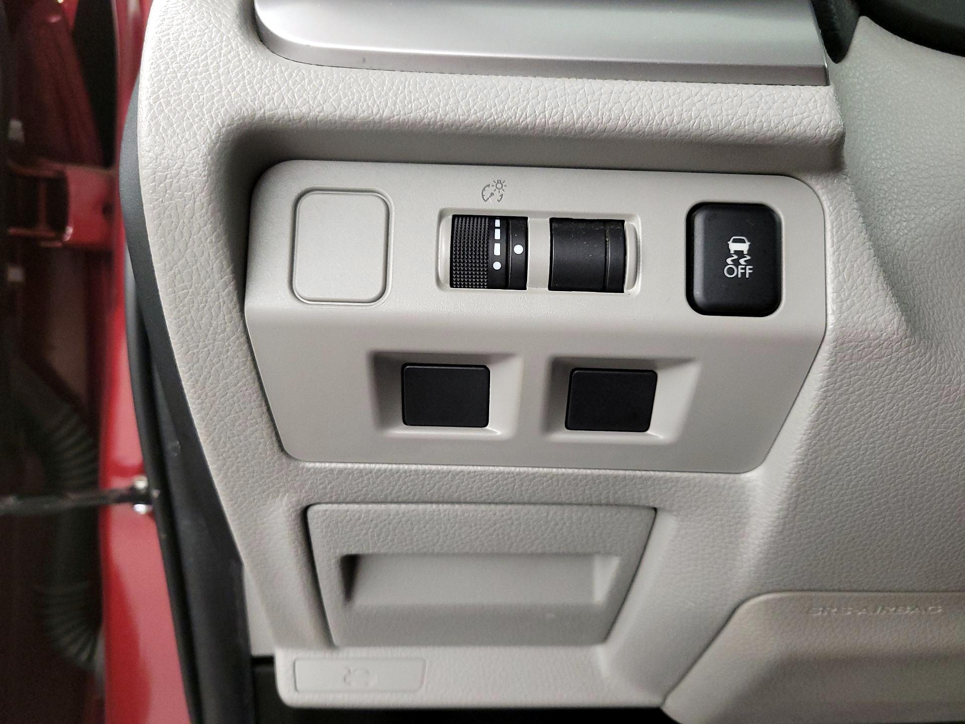 Thumbnail: 2016 Subaru Forester - 13