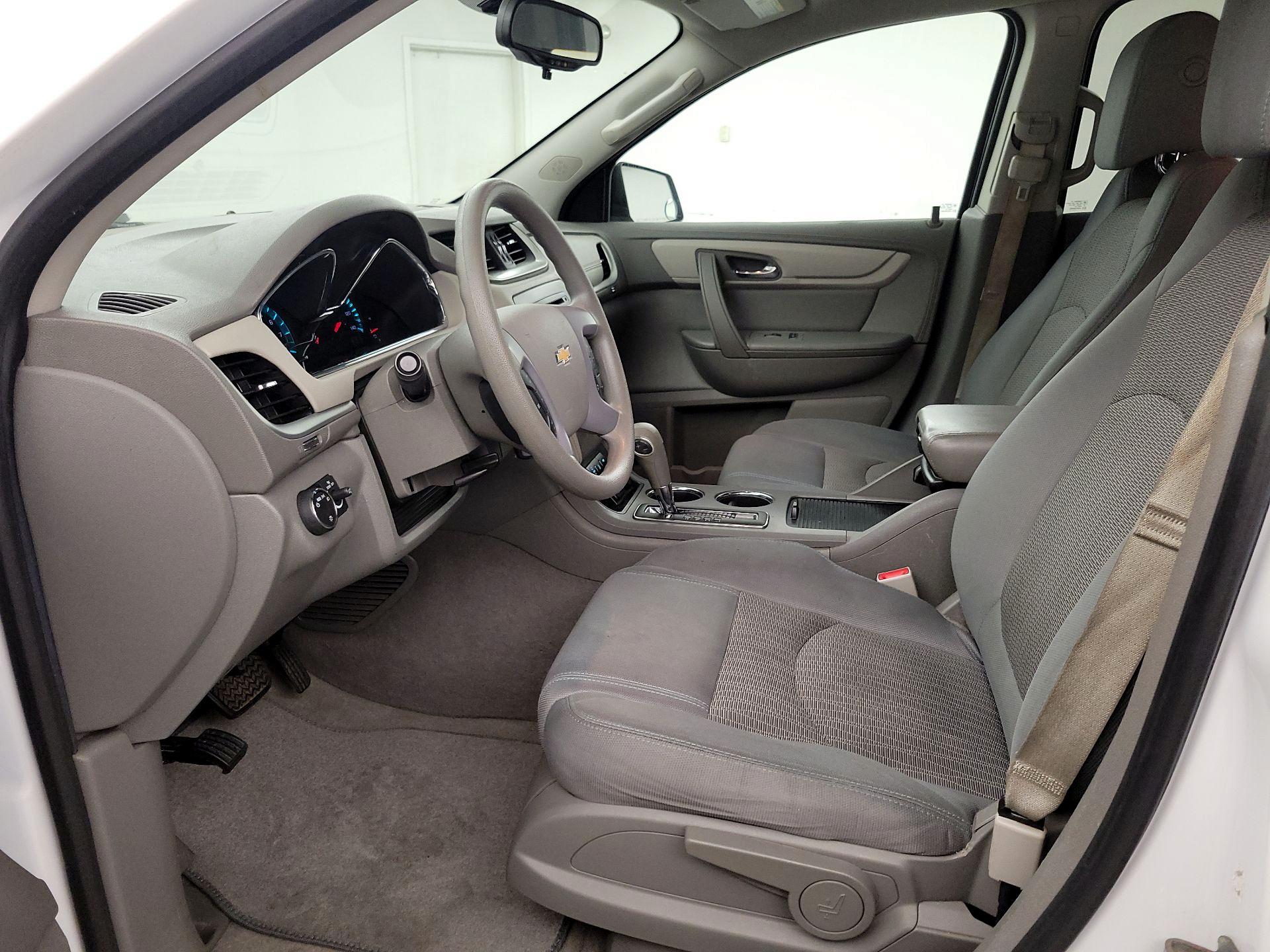 Thumbnail: 2017 Chevrolet Traverse - 11