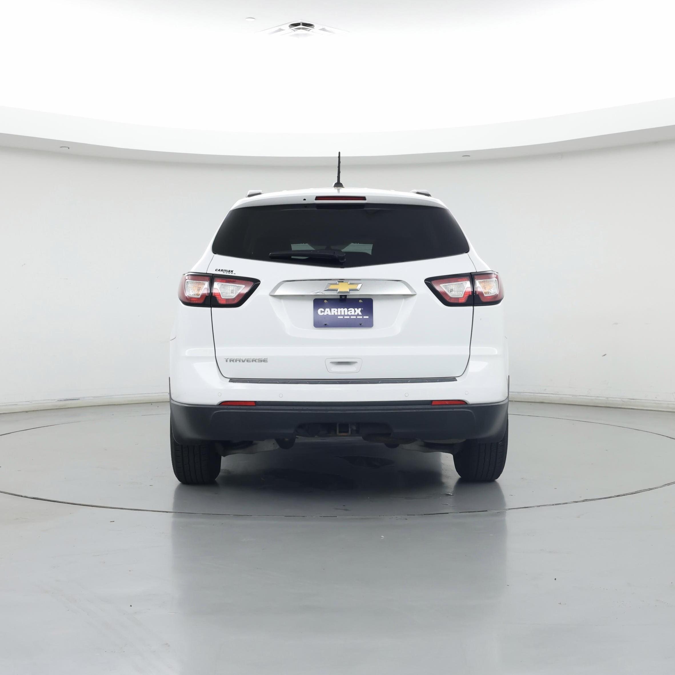 Thumbnail: 2017 Chevrolet Traverse - 6