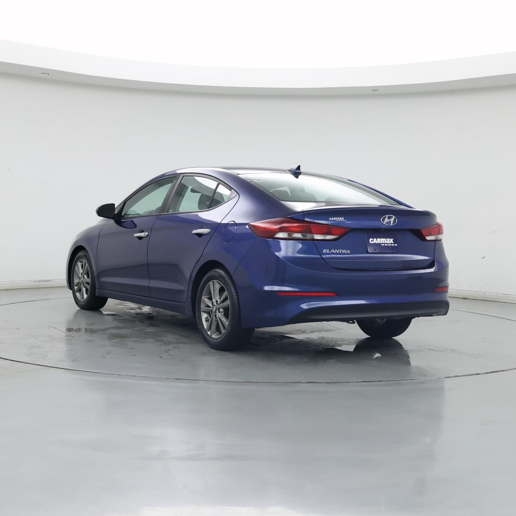 Thumbnail: 2018 Hyundai Elantra - 2