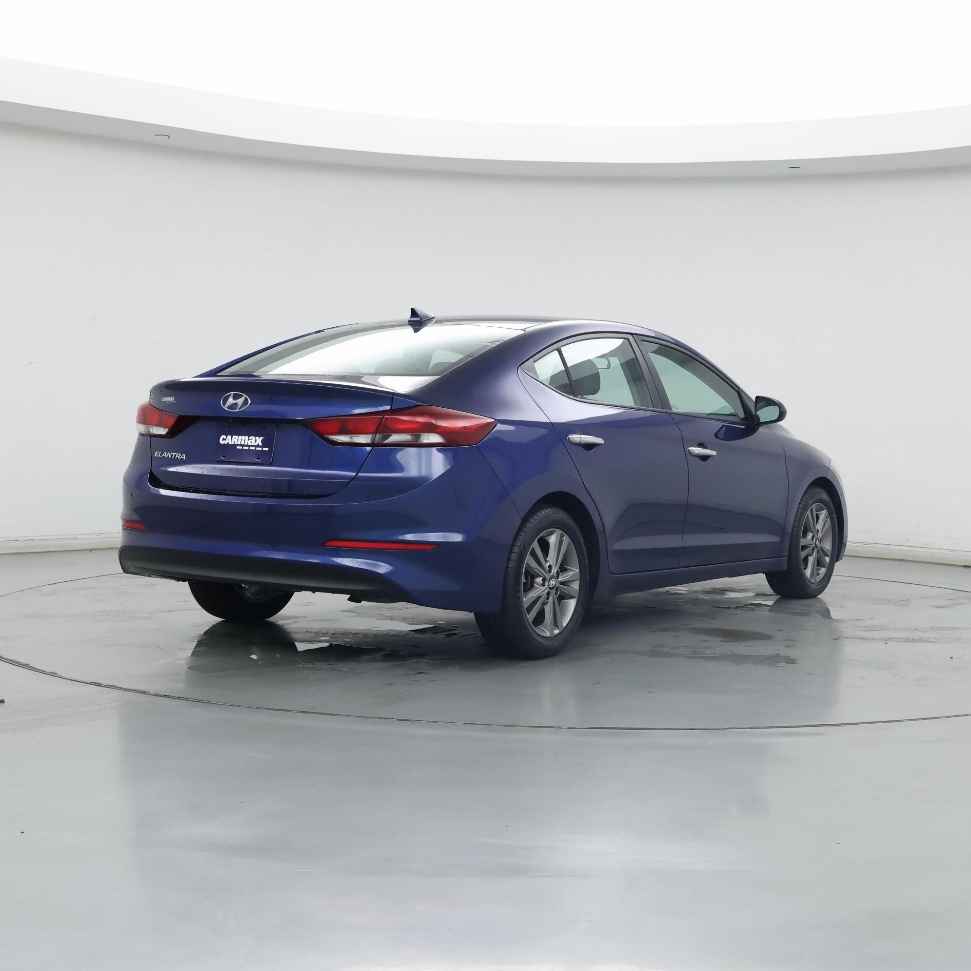 Thumbnail: 2018 Hyundai Elantra - 8