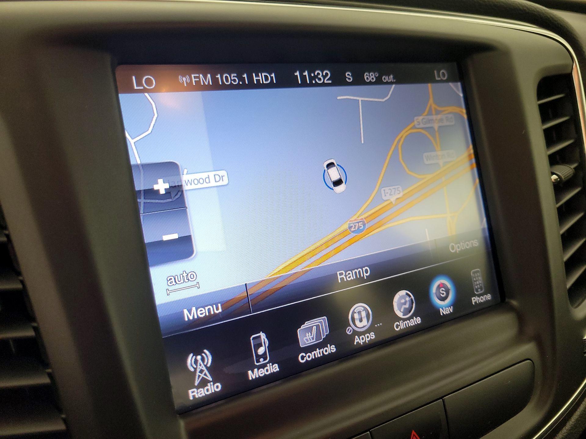 Thumbnail: 2015 Chrysler 200 - 14