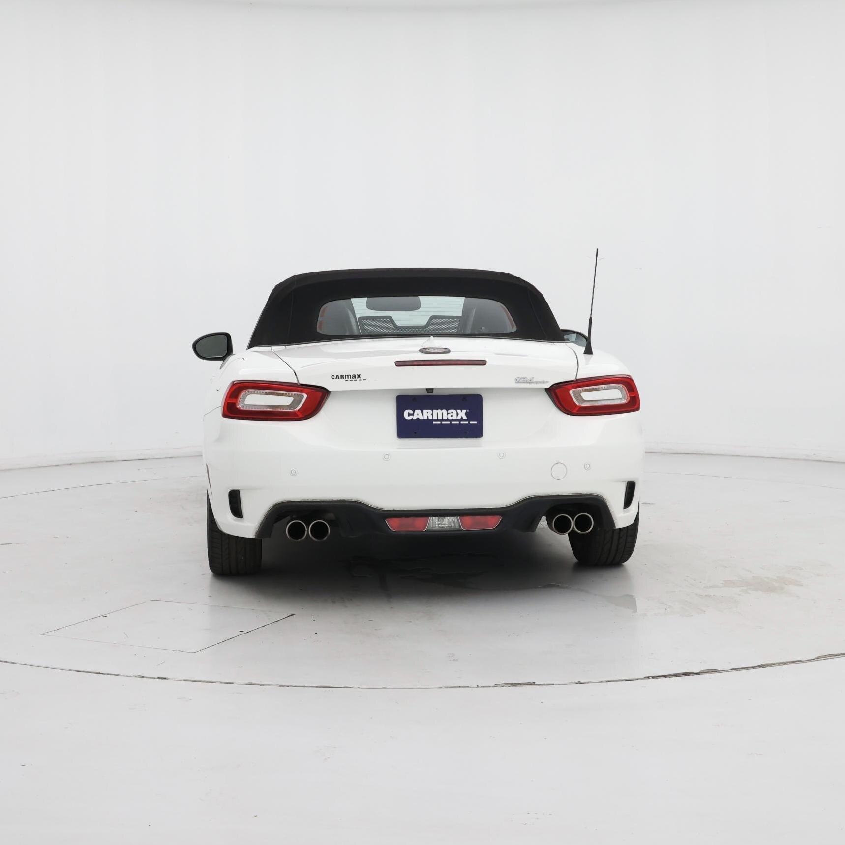 Thumbnail: 2018 Fiat 124 Spider - 6