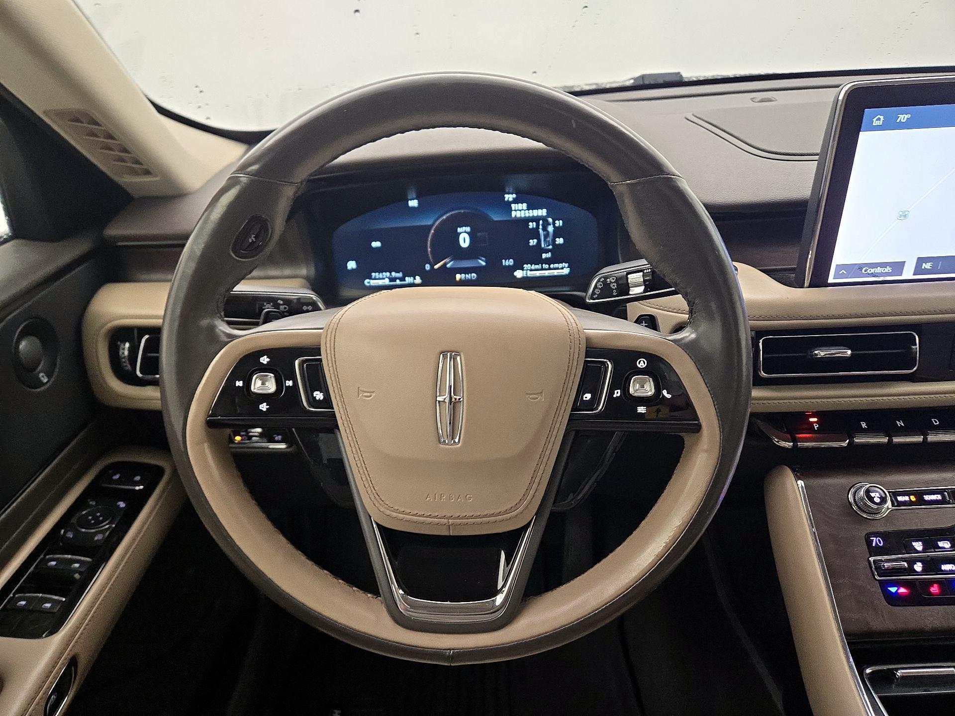 Thumbnail: 2020 Lincoln Aviator - 10