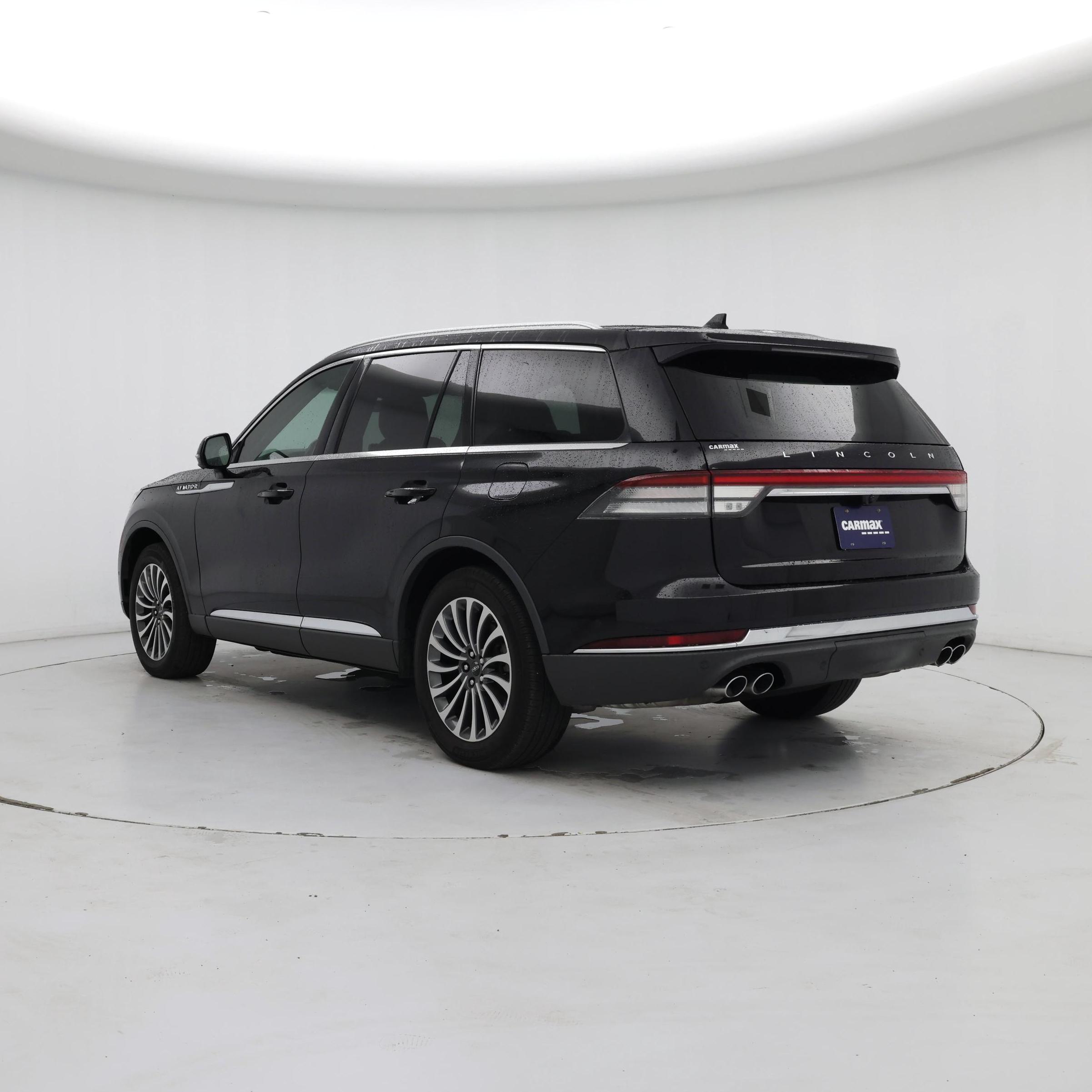 Thumbnail: 2020 Lincoln Aviator - 2