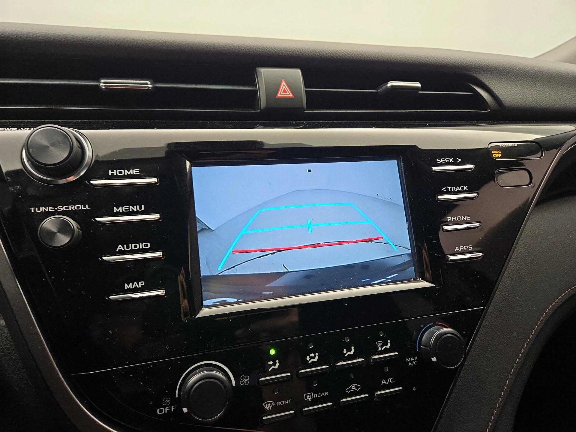 Thumbnail: 2019 Toyota Camry - 14